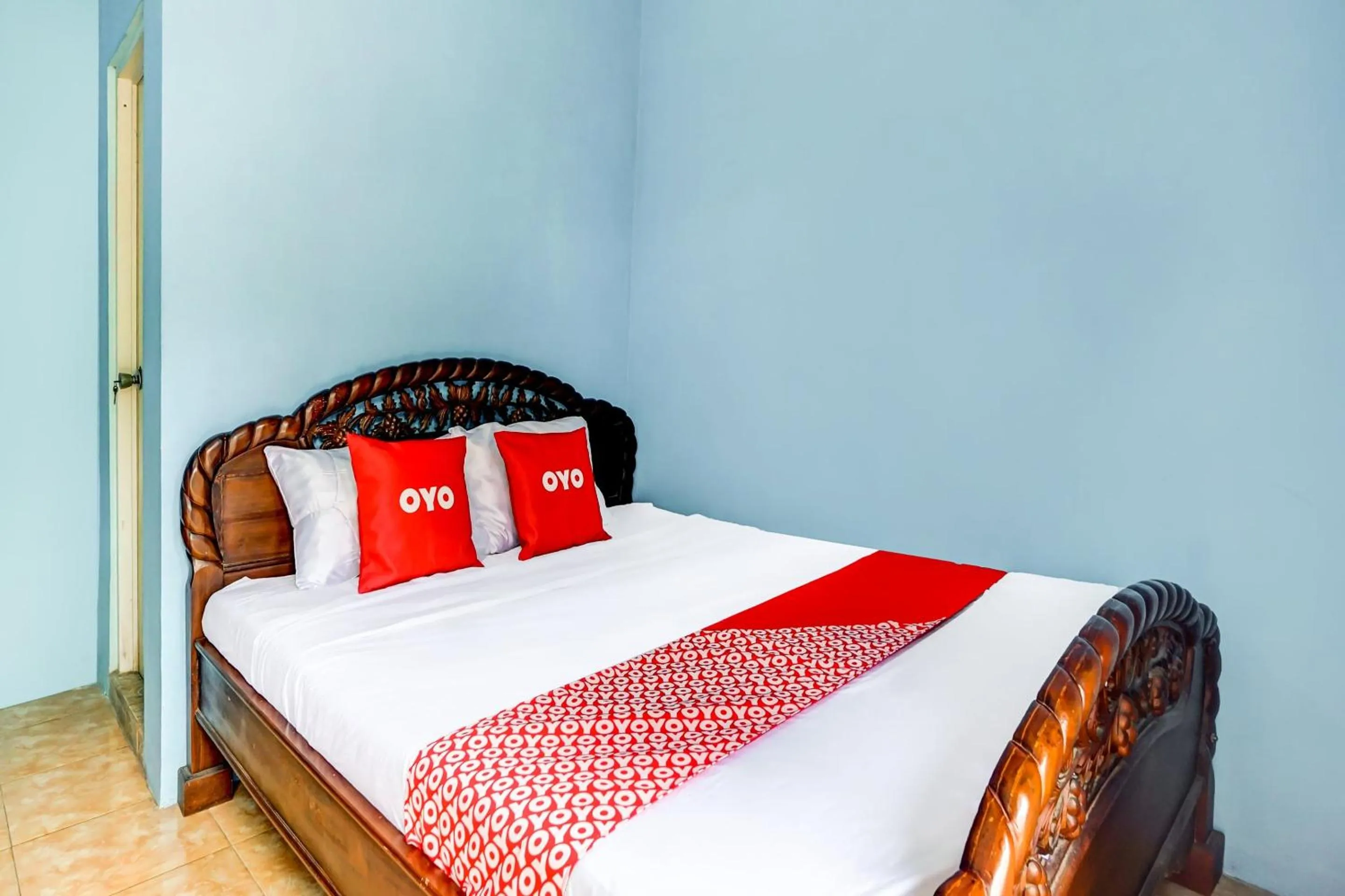 Bedroom, Bed in OYO Life 90879 Ara Predator Funpark