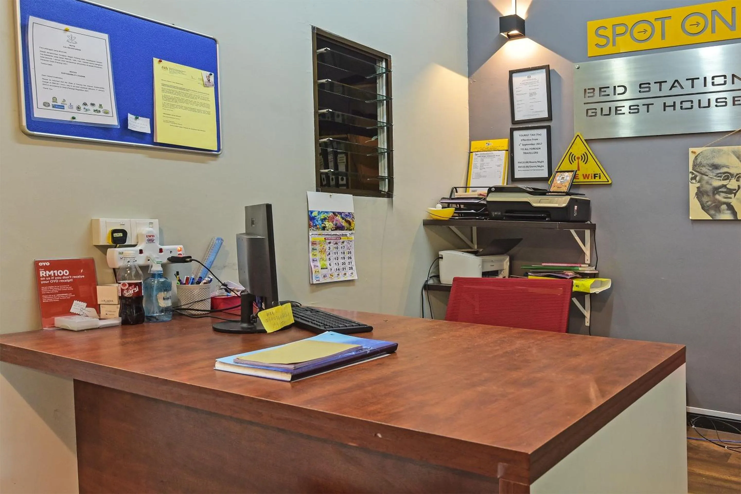 Lobby or reception in Hotel O Bed Station Guest House Dormitory