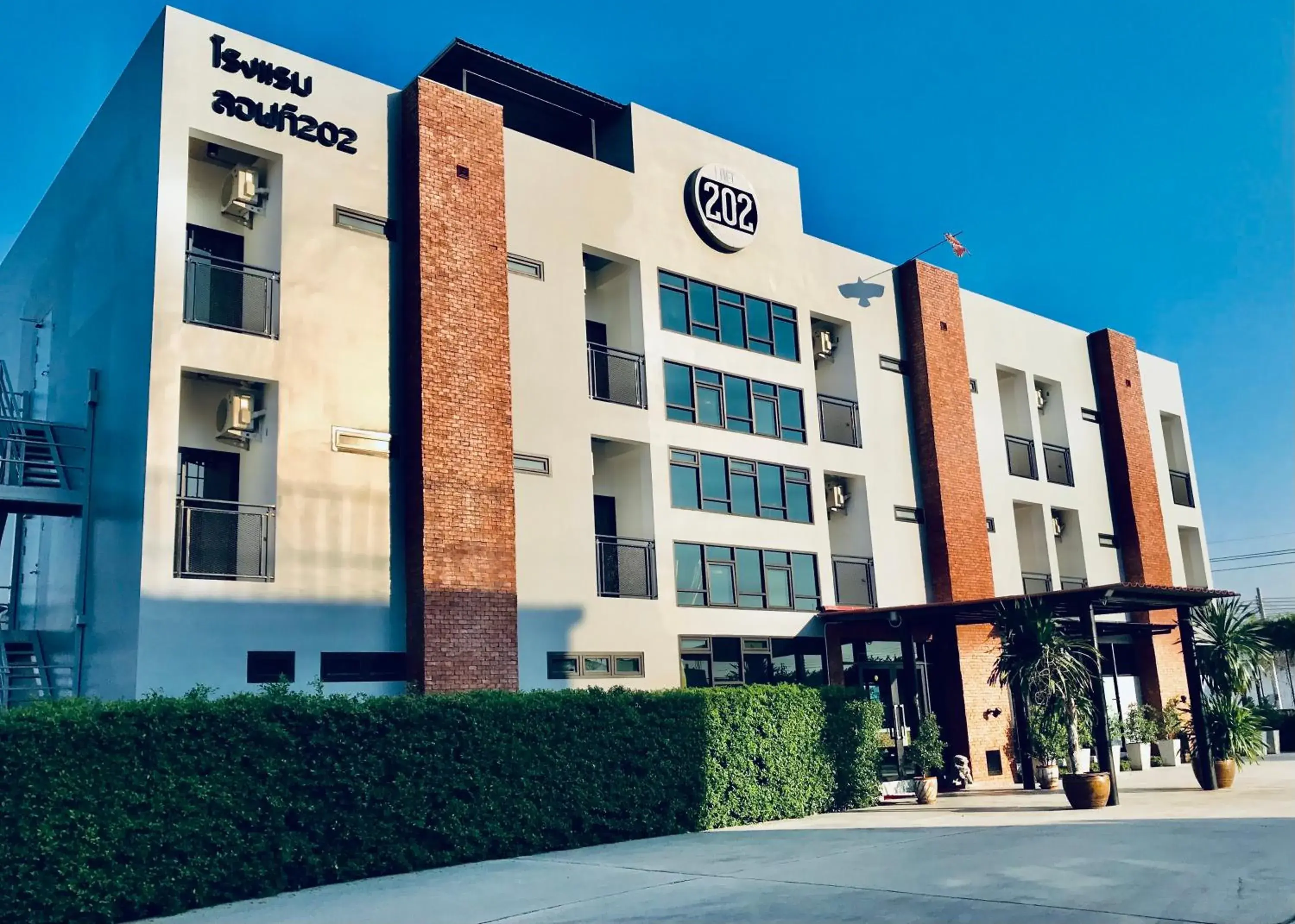 Property building in Loft 202 Hotel Property building in Loft 202 Hotel