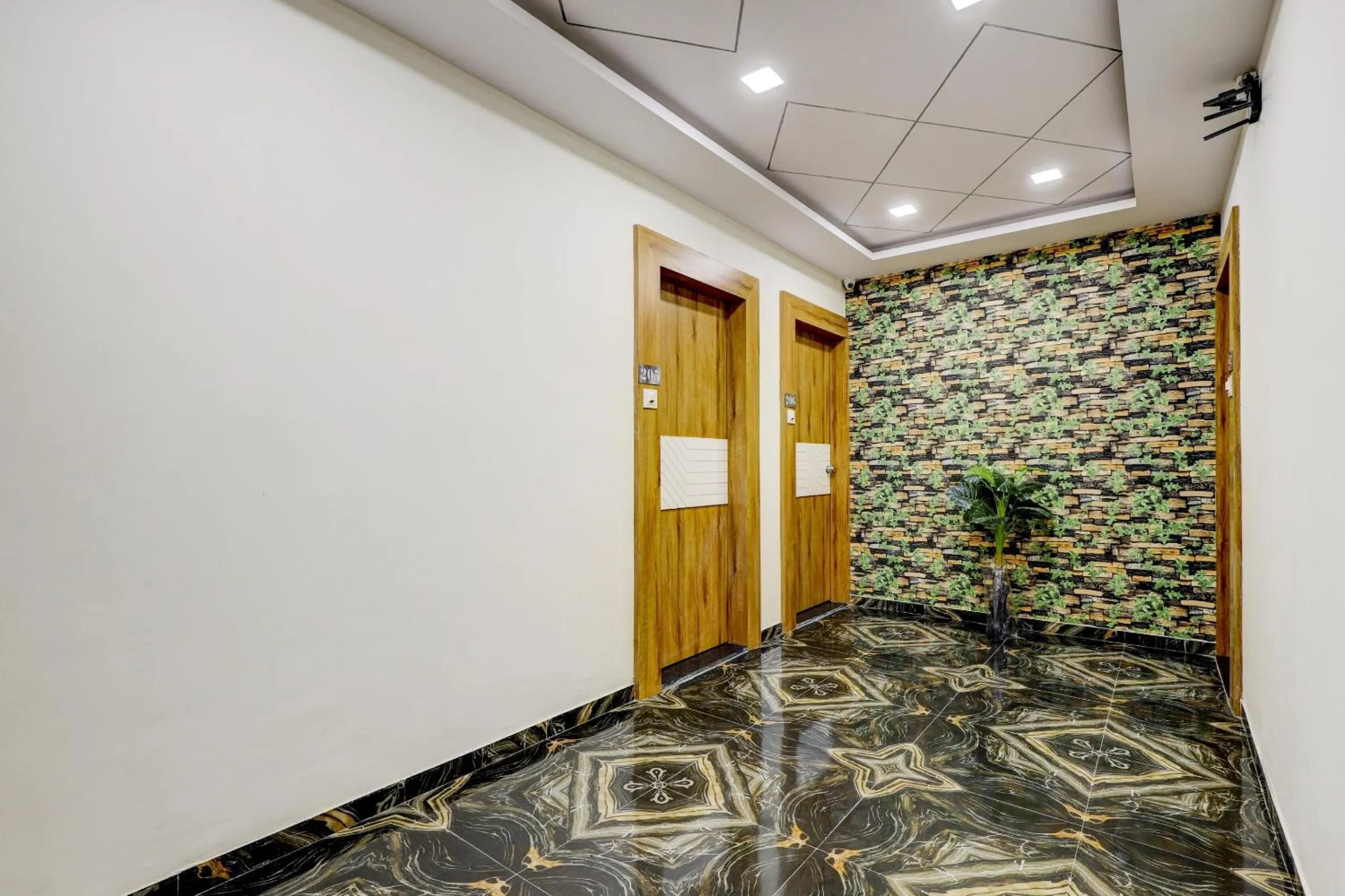 Lobby or reception in Collection O Lotus Gold