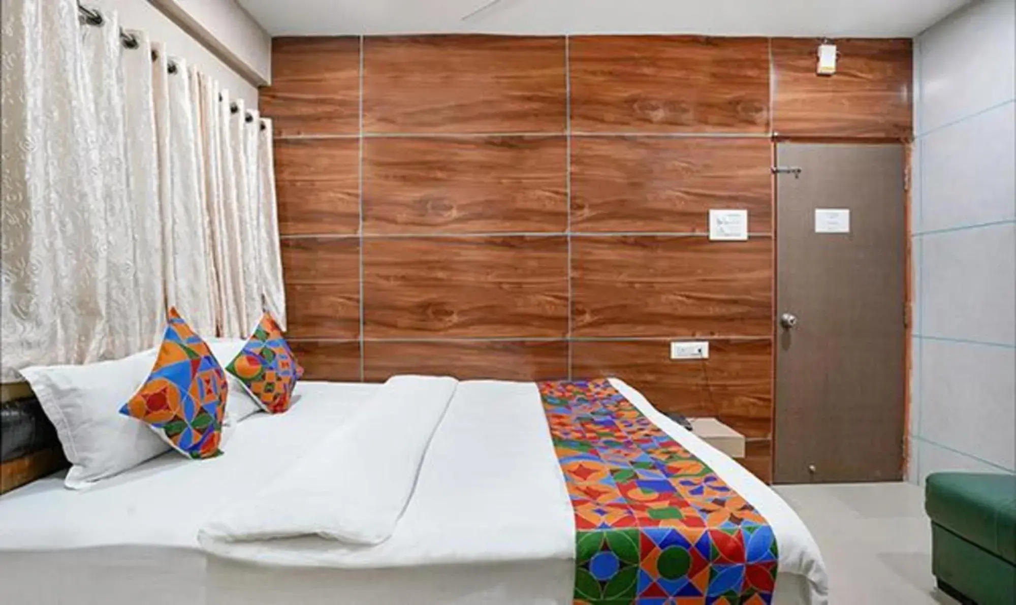 Bed in FabExpress White Gold - Nr Mahape Bed in FabExpress White Gold - Nr Mahape