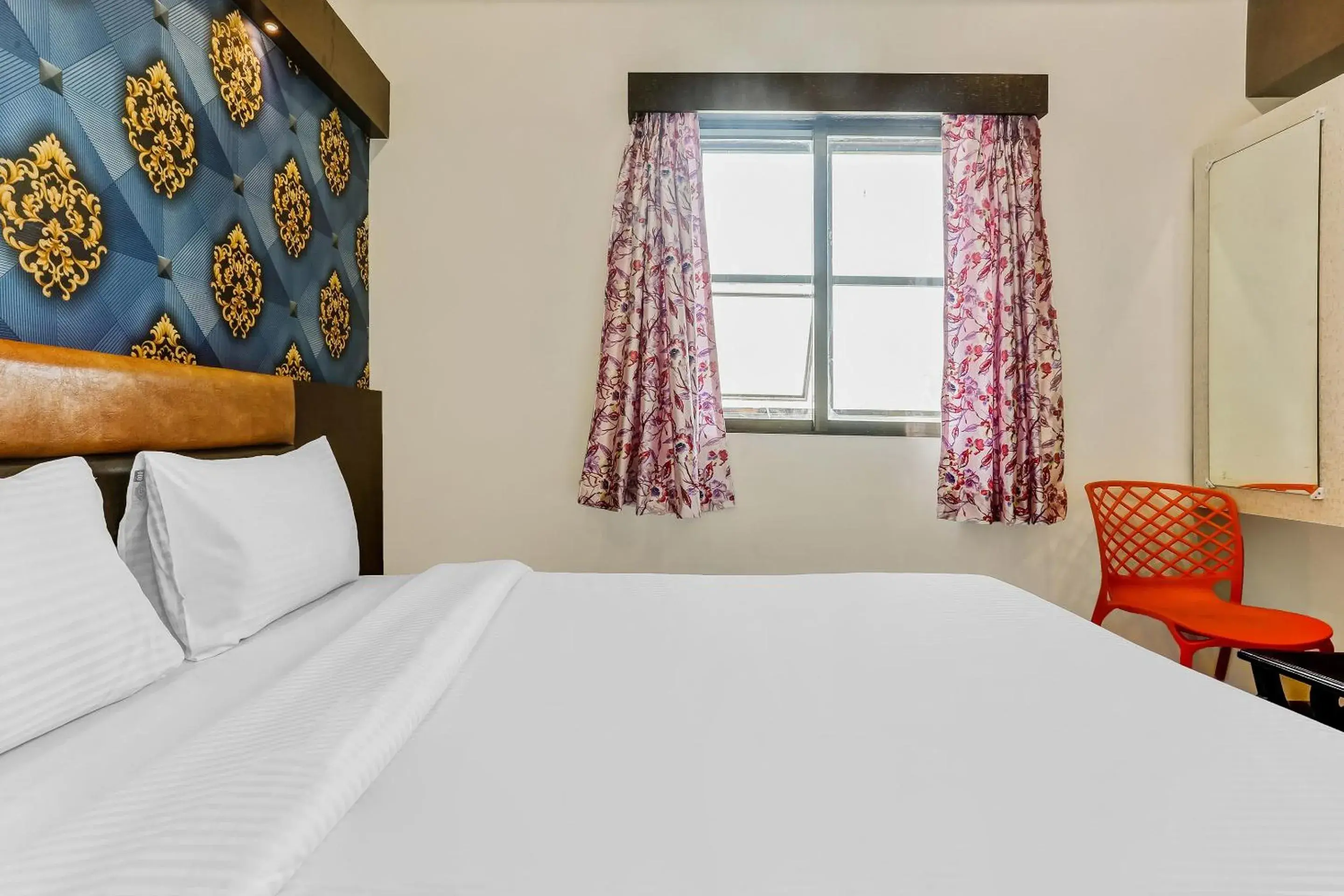 Bedroom, Bed in Capital O Geeta Palace Bedroom, Bed in Capital O Geeta Palace