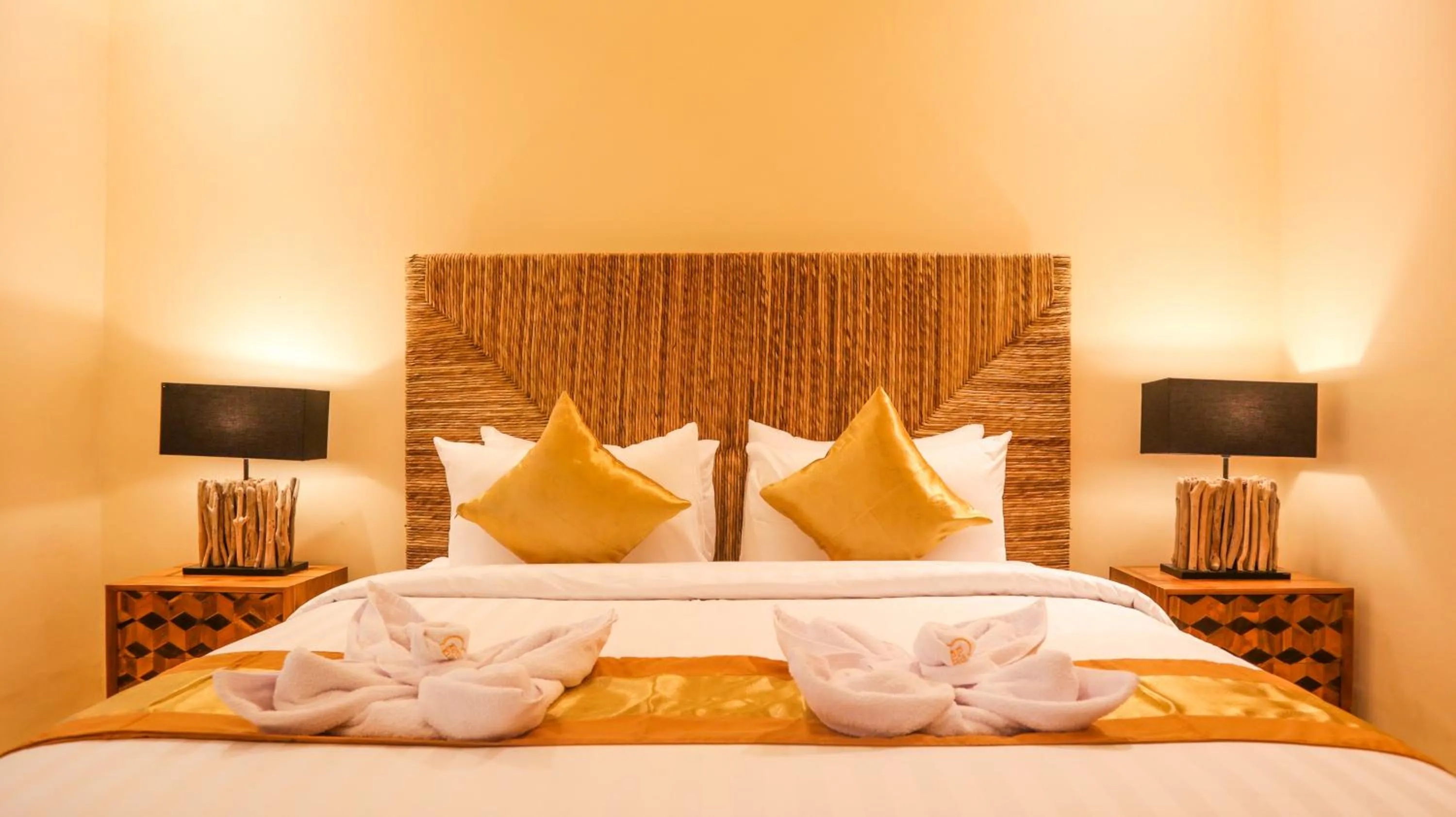 Bedroom, Bed in Omah Siliran Heritage