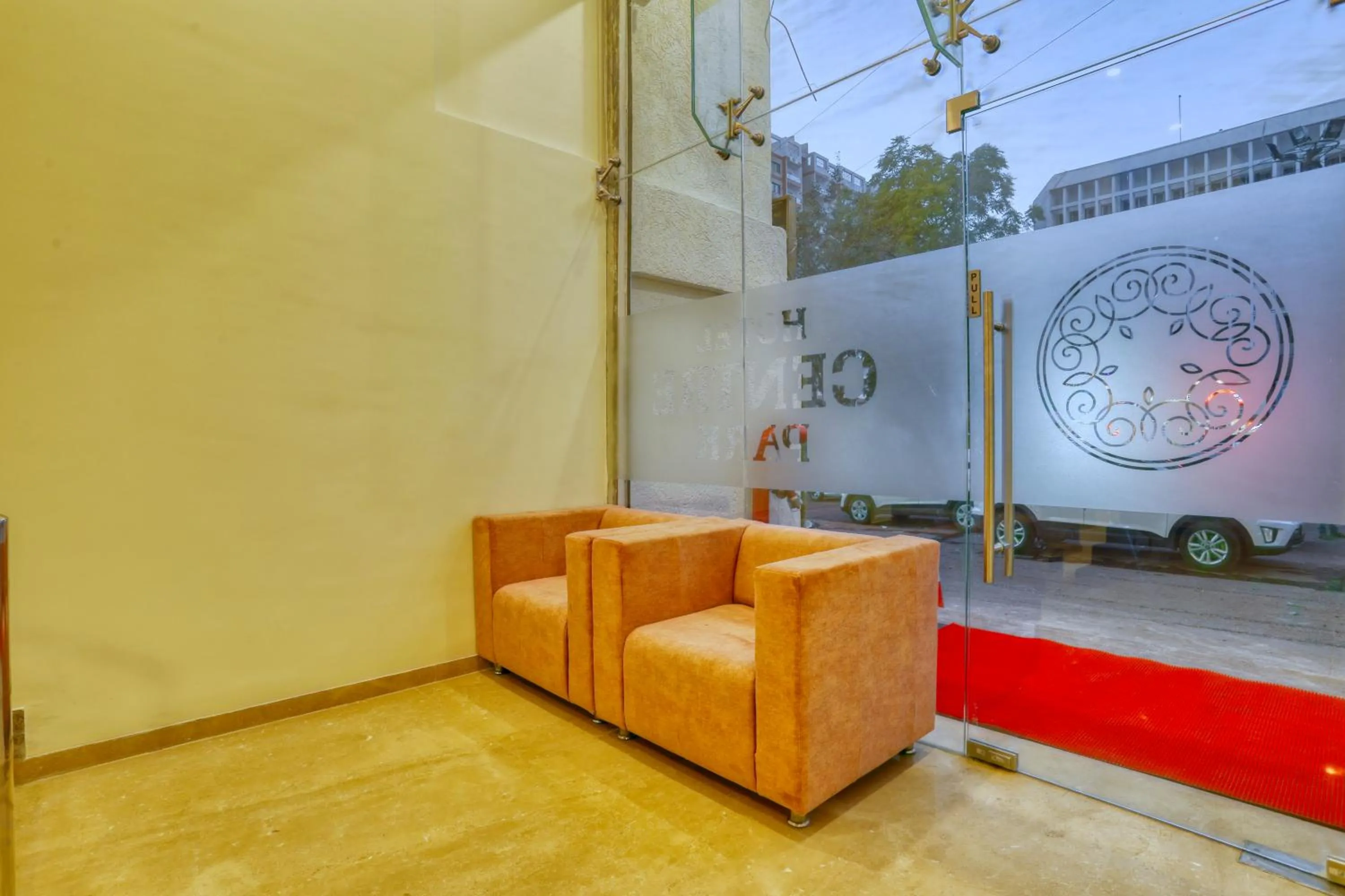 Living room in Hotel Centre Park Bhopal