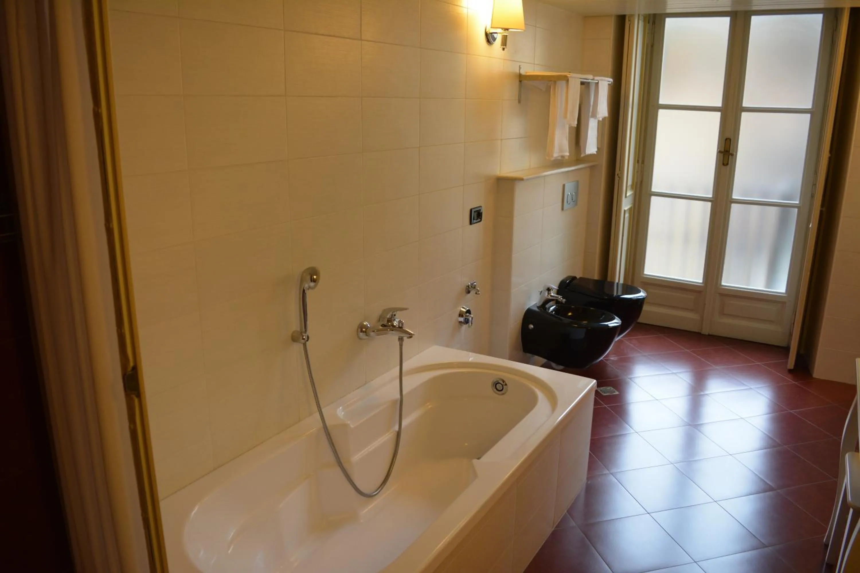 Photo of the whole room in Artua'&Solferino