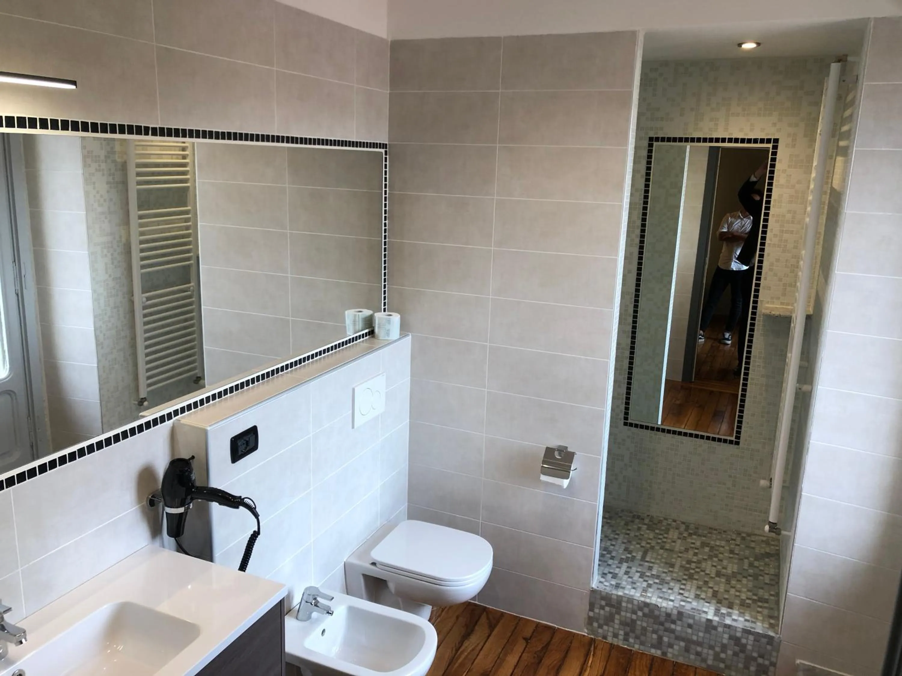 Shower in Artua'&Solferino