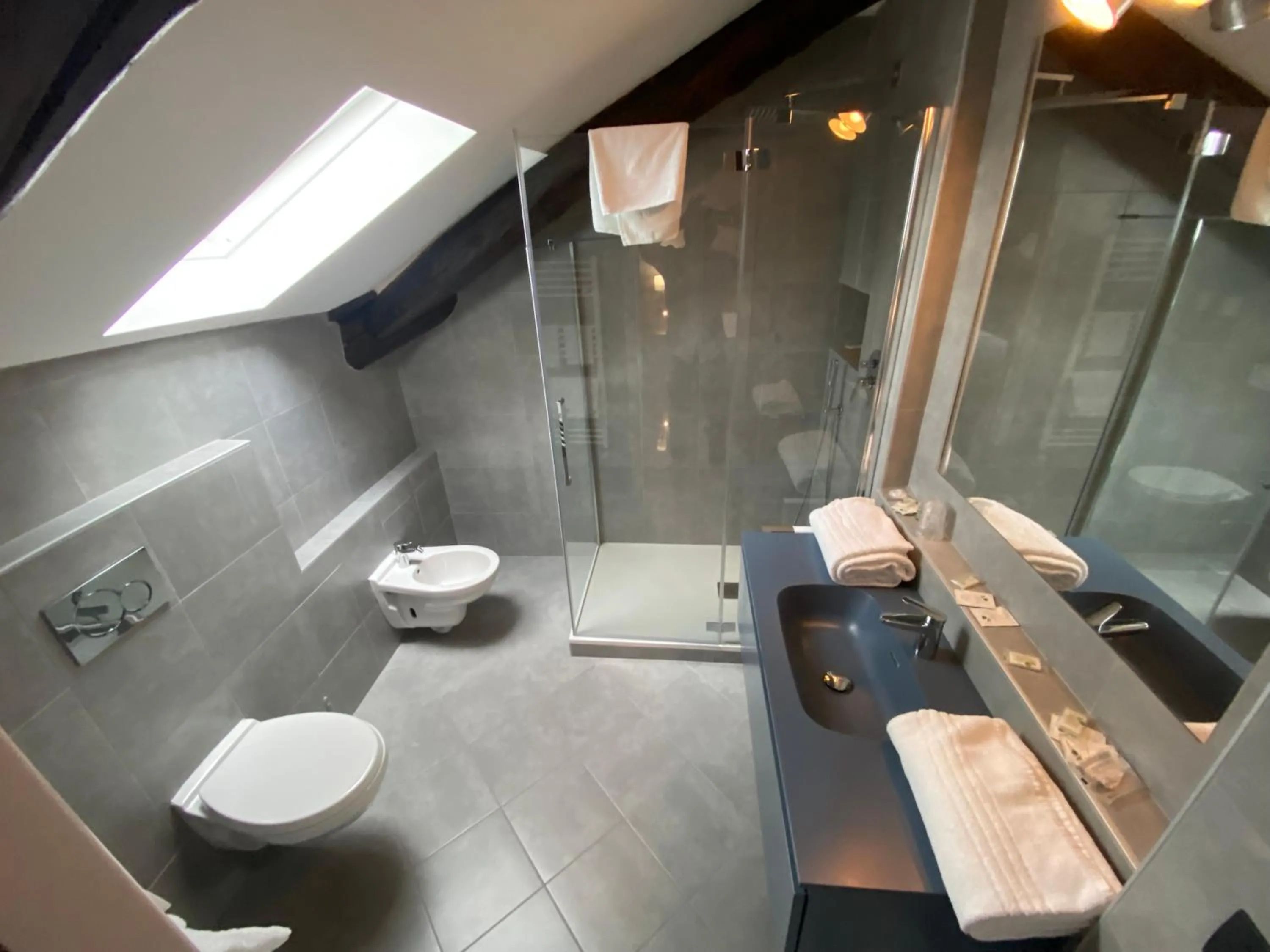 Shower in Artua'&Solferino