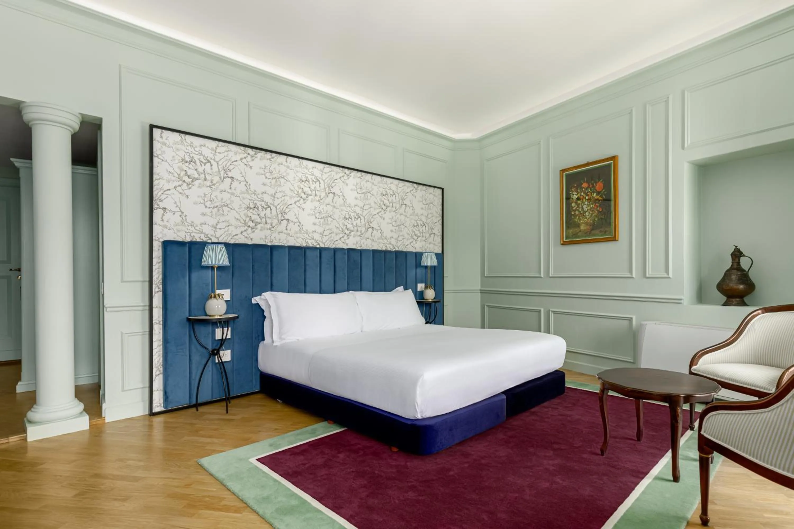 Bed in Room Mate Collection Isabella, Florence