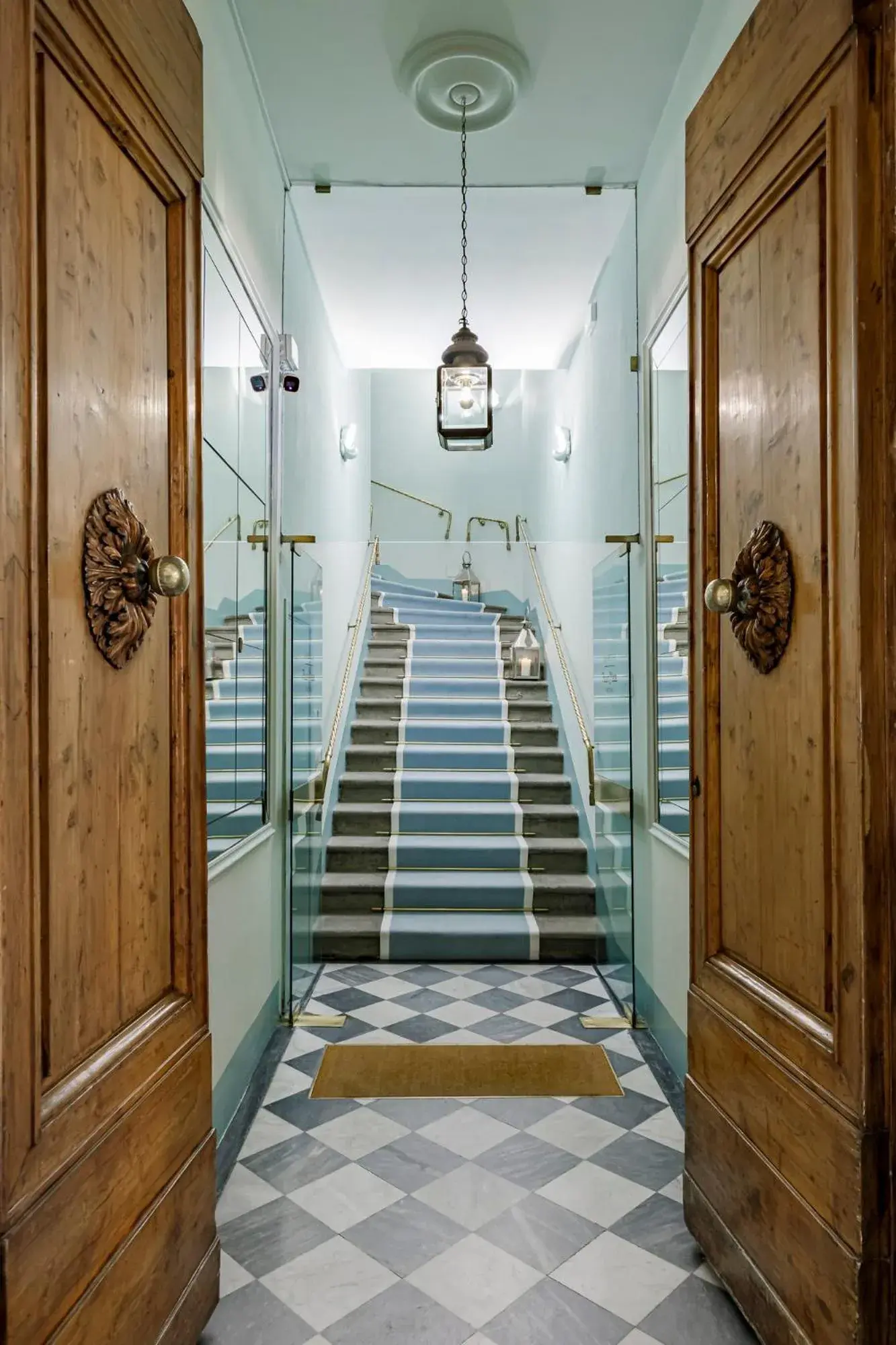 Facade/entrance in Room Mate Collection Isabella, Florence Facade/entrance in Room Mate Collection Isabella, Florence