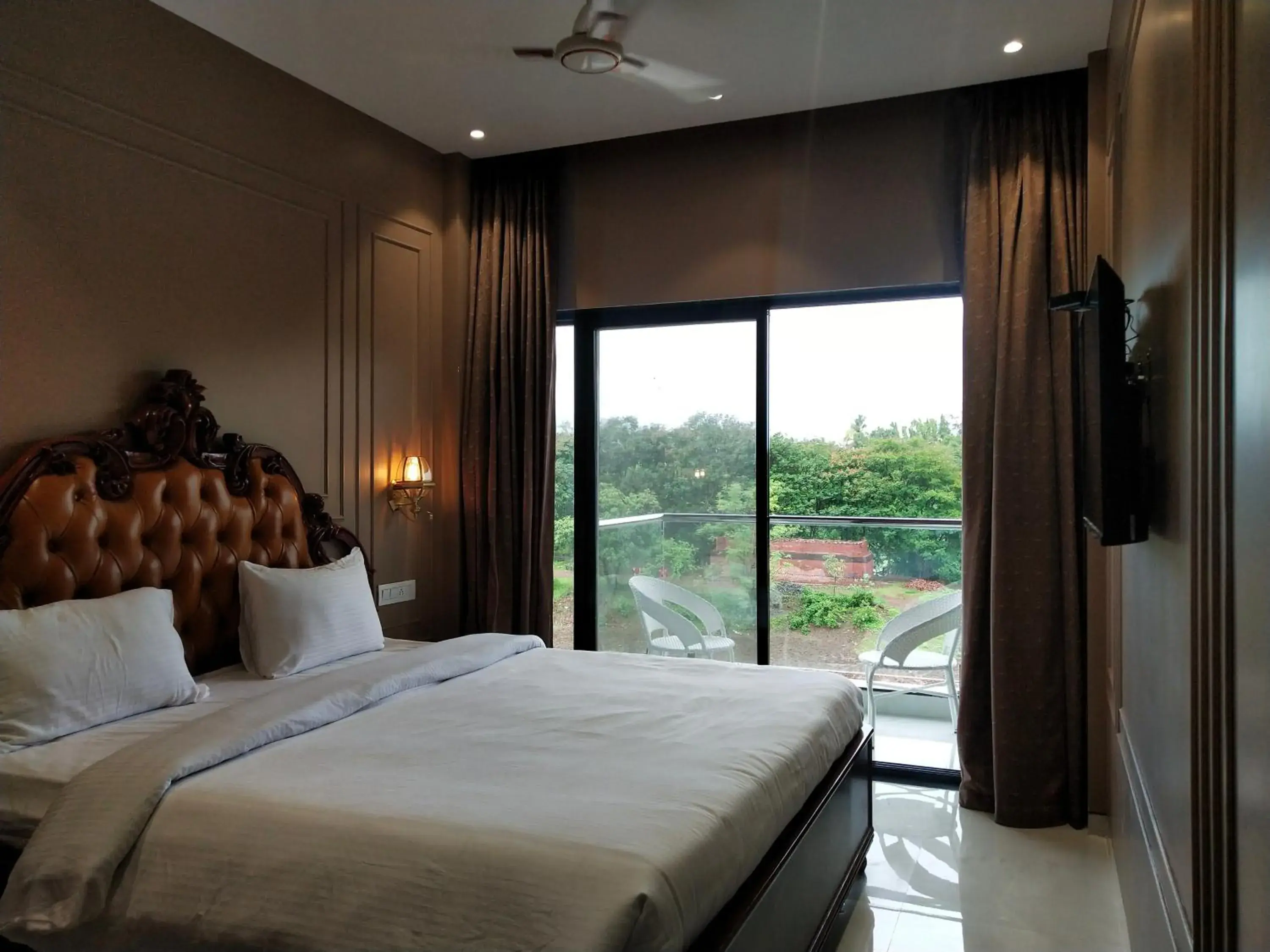 Bed in Paramount Riverfront Resort & Spa, Karjat Bed in Paramount Riverfront Resort & Spa, Karjat