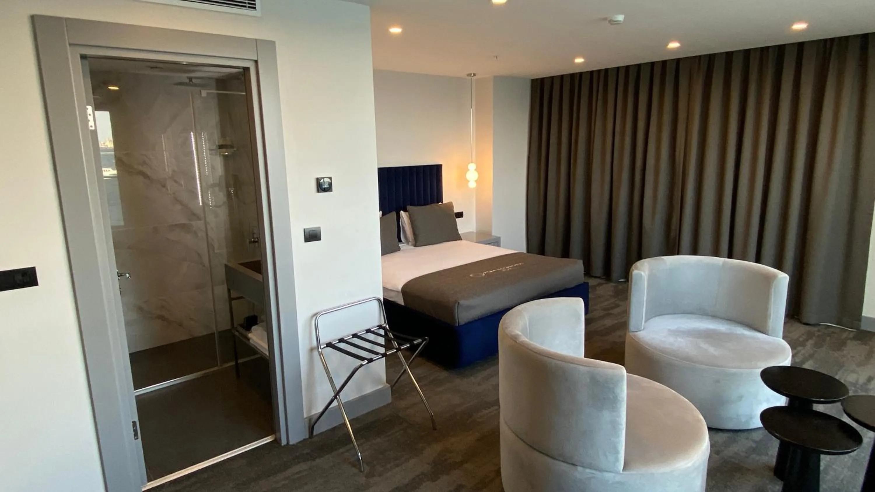 Bed in Pera Bosphorus Hotel