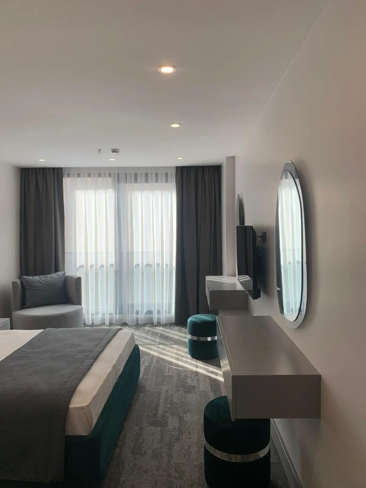 Photo of the whole room, Bed in Pera Bosphorus Hotel Photo of the whole room, Bed in Pera Bosphorus Hotel