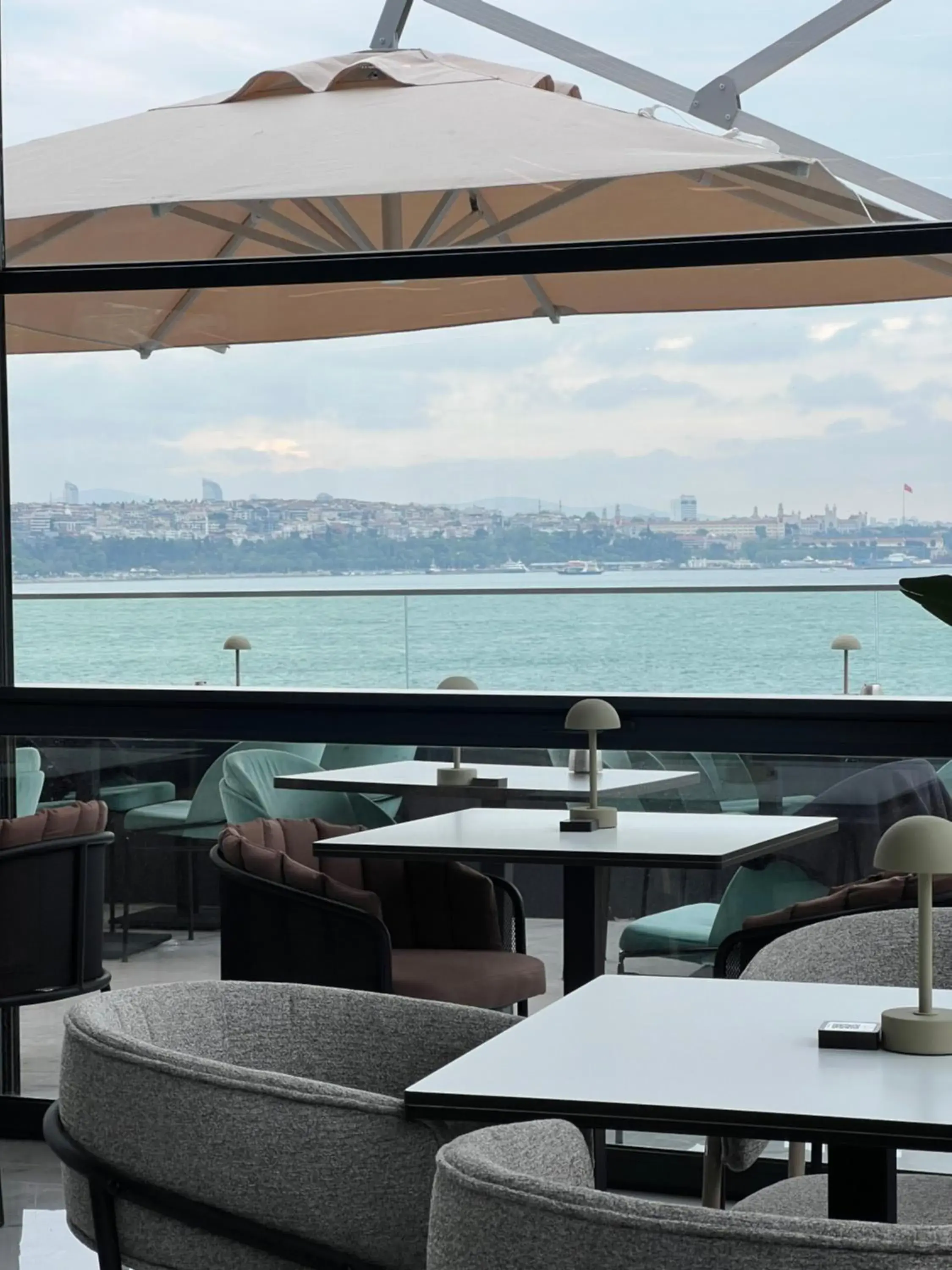 Restaurant/places to eat in Pera Bosphorus Hotel Restaurant/places to eat in Pera Bosphorus Hotel
