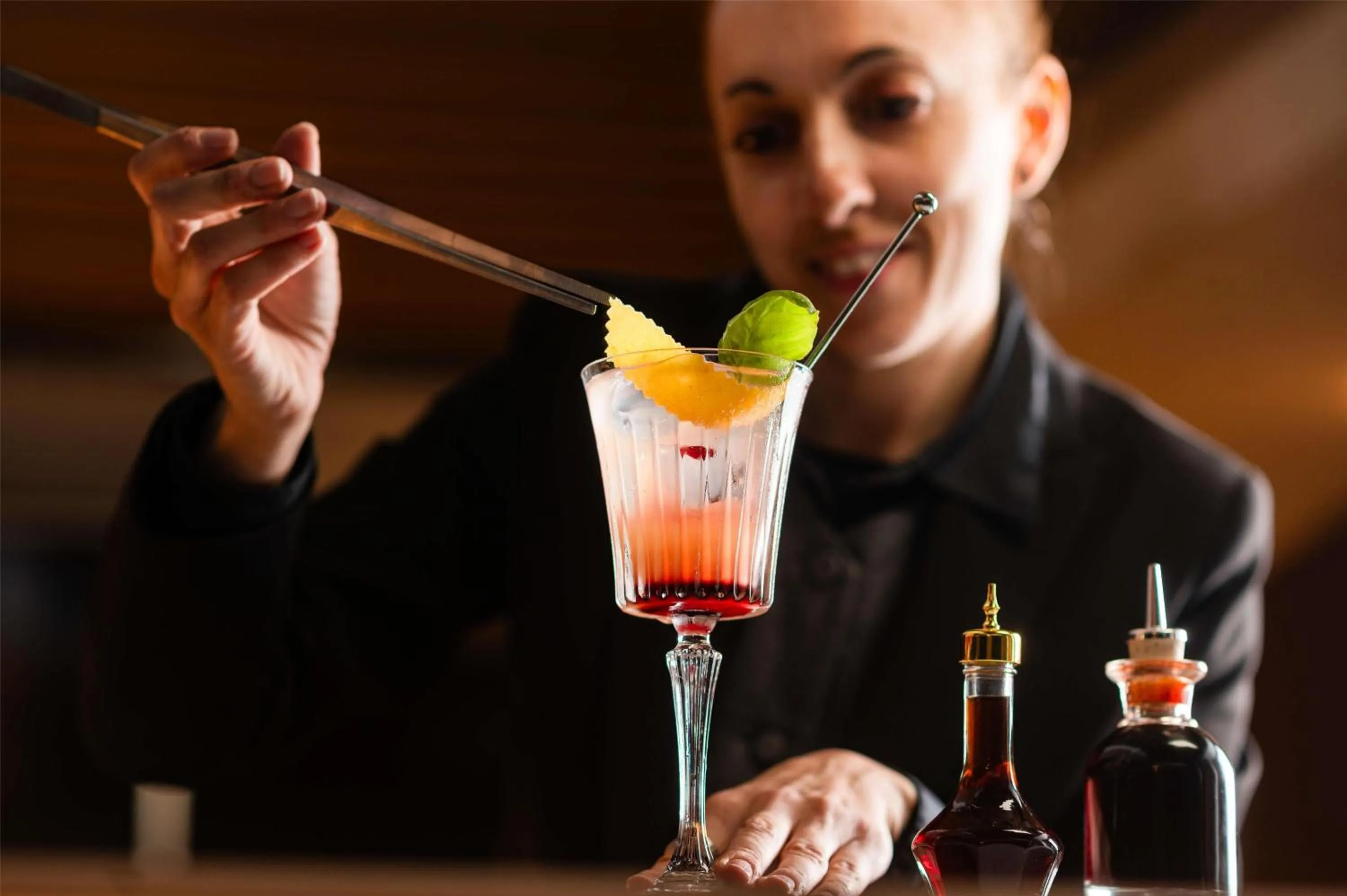 Lounge or bar in NH La Spezia