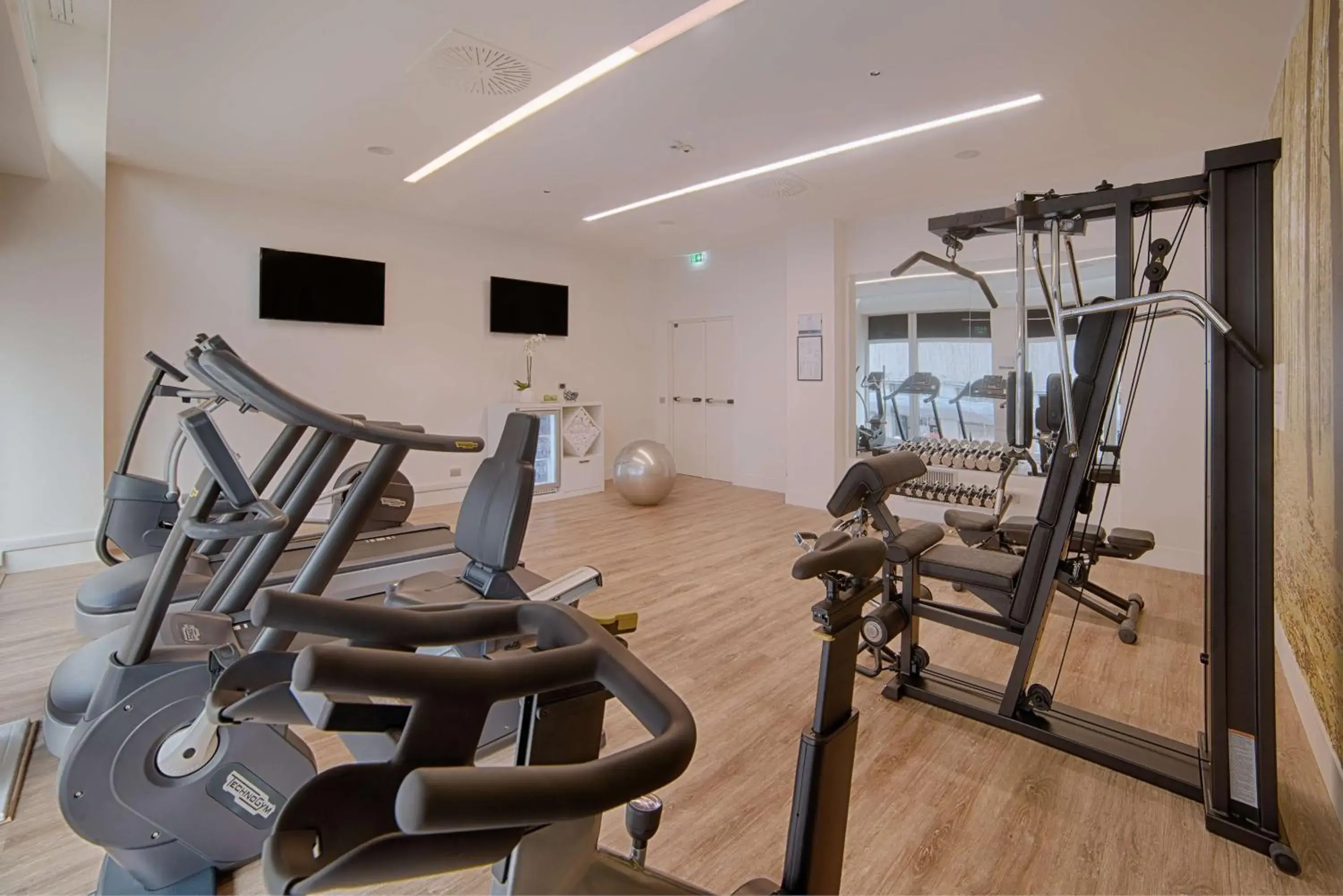 Spa and wellness centre/facilities in NH La Spezia Spa and wellness centre/facilities in NH La Spezia