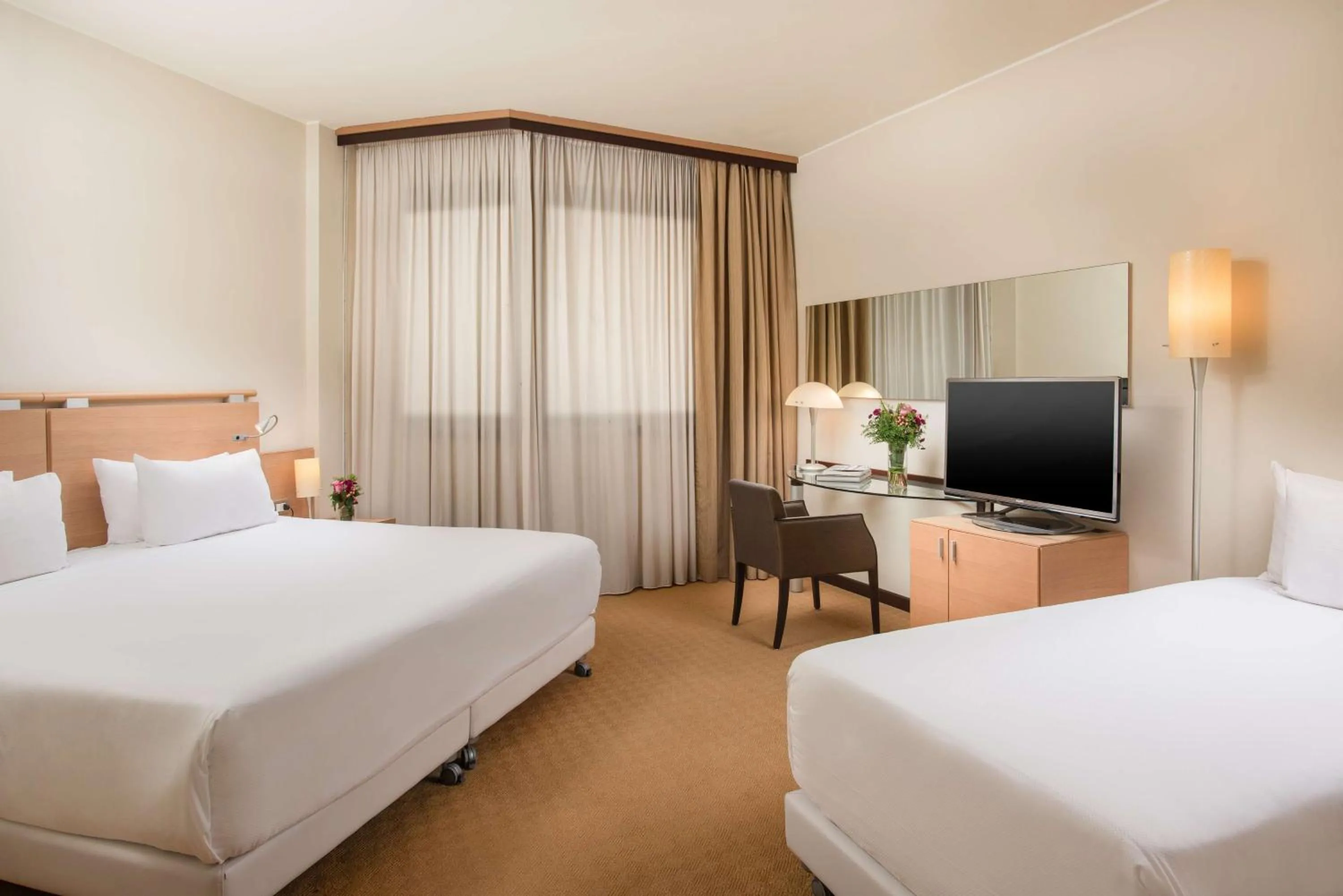 Bedroom, Bed in NH Bologna Villanova