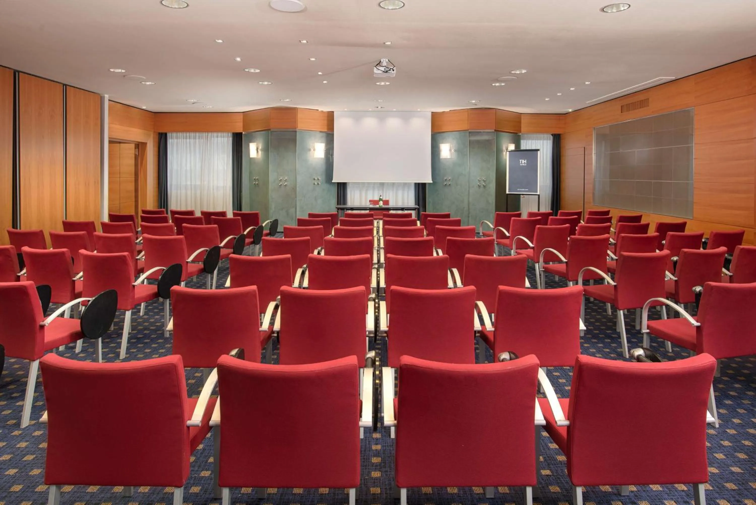 Meeting/conference room in NH Bologna Villanova