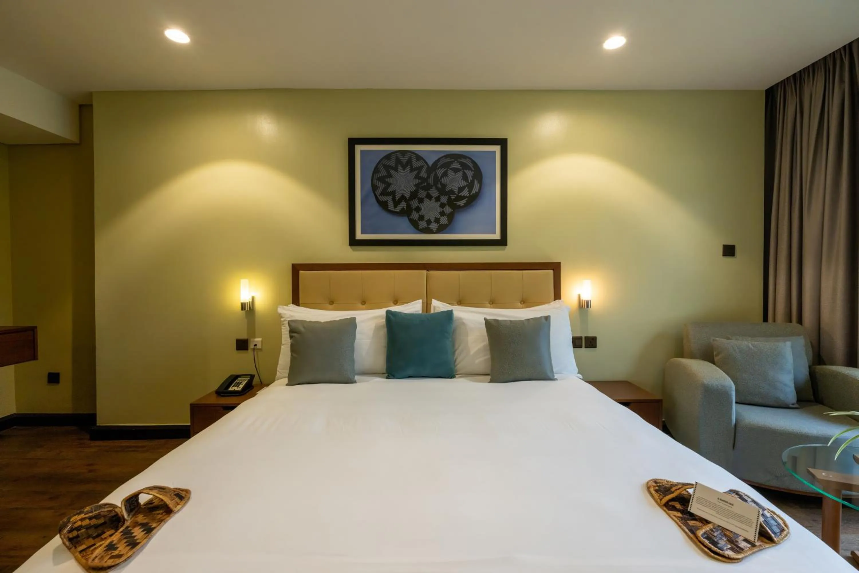 Bedroom, Bed in Mantis Kivu Marina Bay Hotel