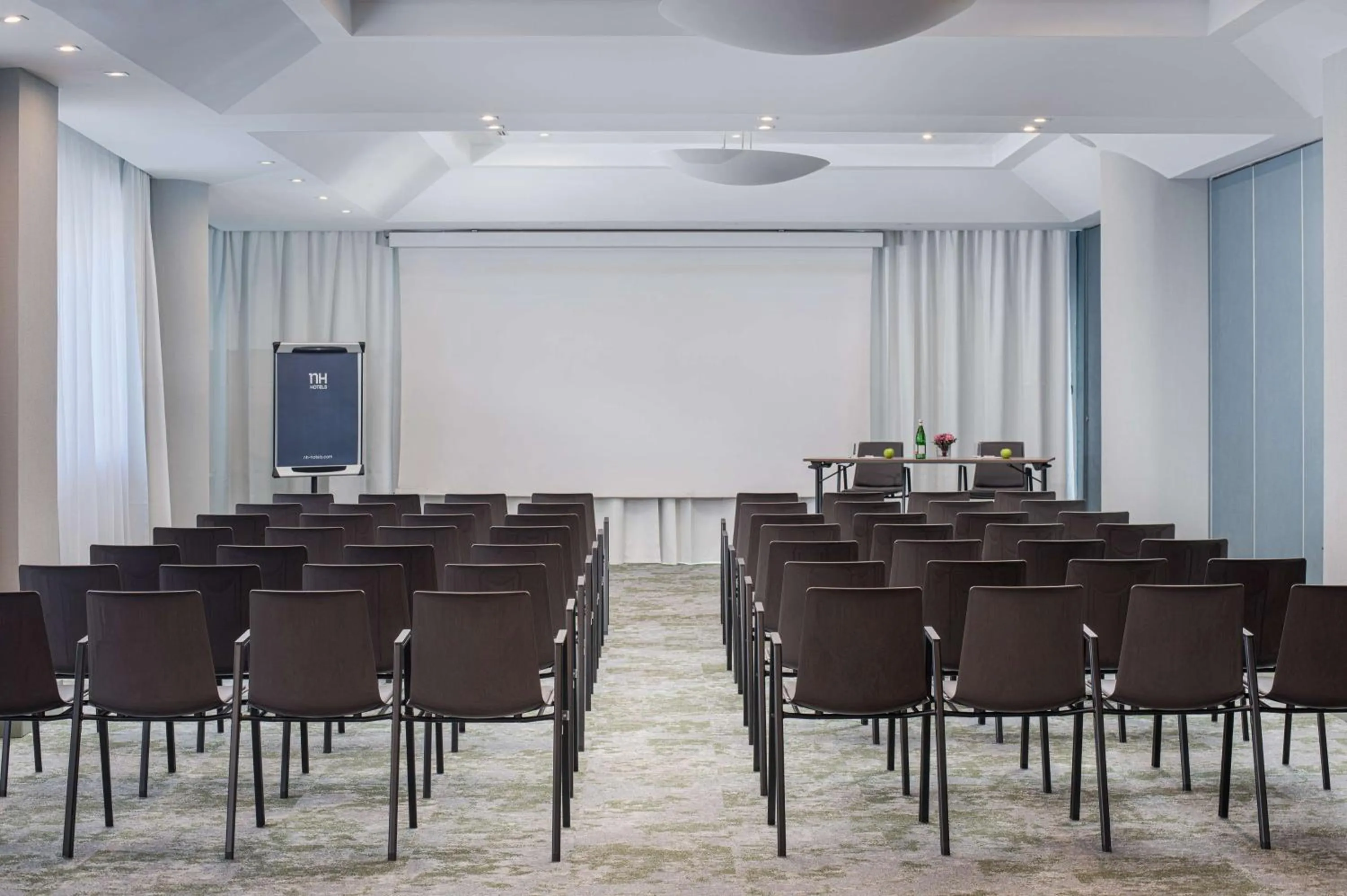 Meeting/conference room in NH Catania Centro