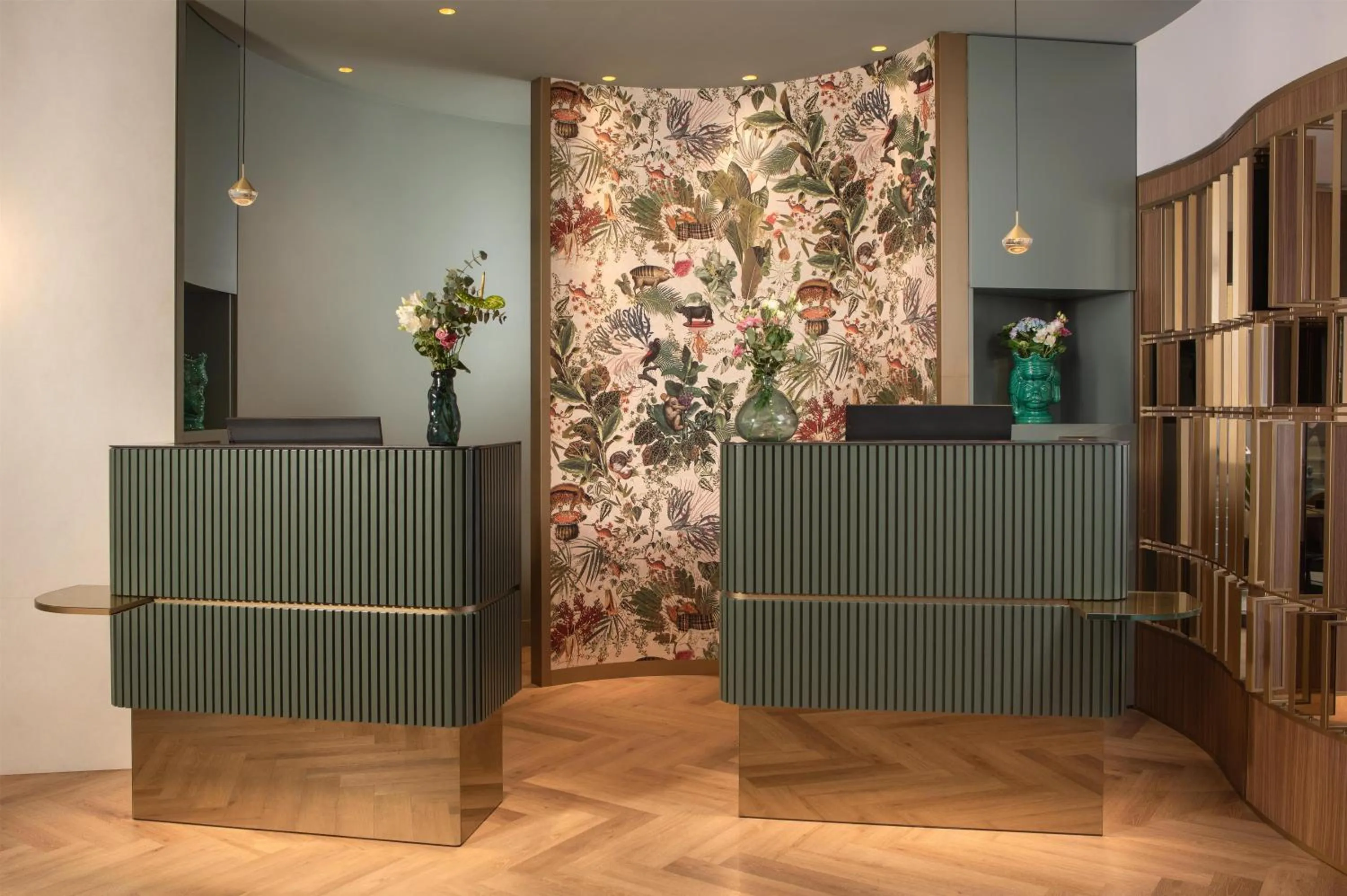 Lobby or reception in NH Catania Centro