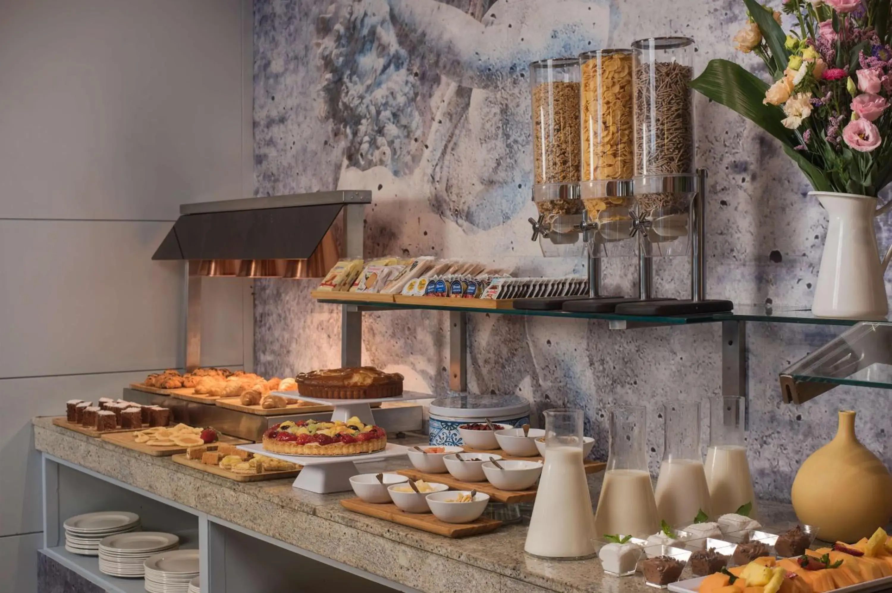 Breakfast in NH Catania Centro Breakfast in NH Catania Centro