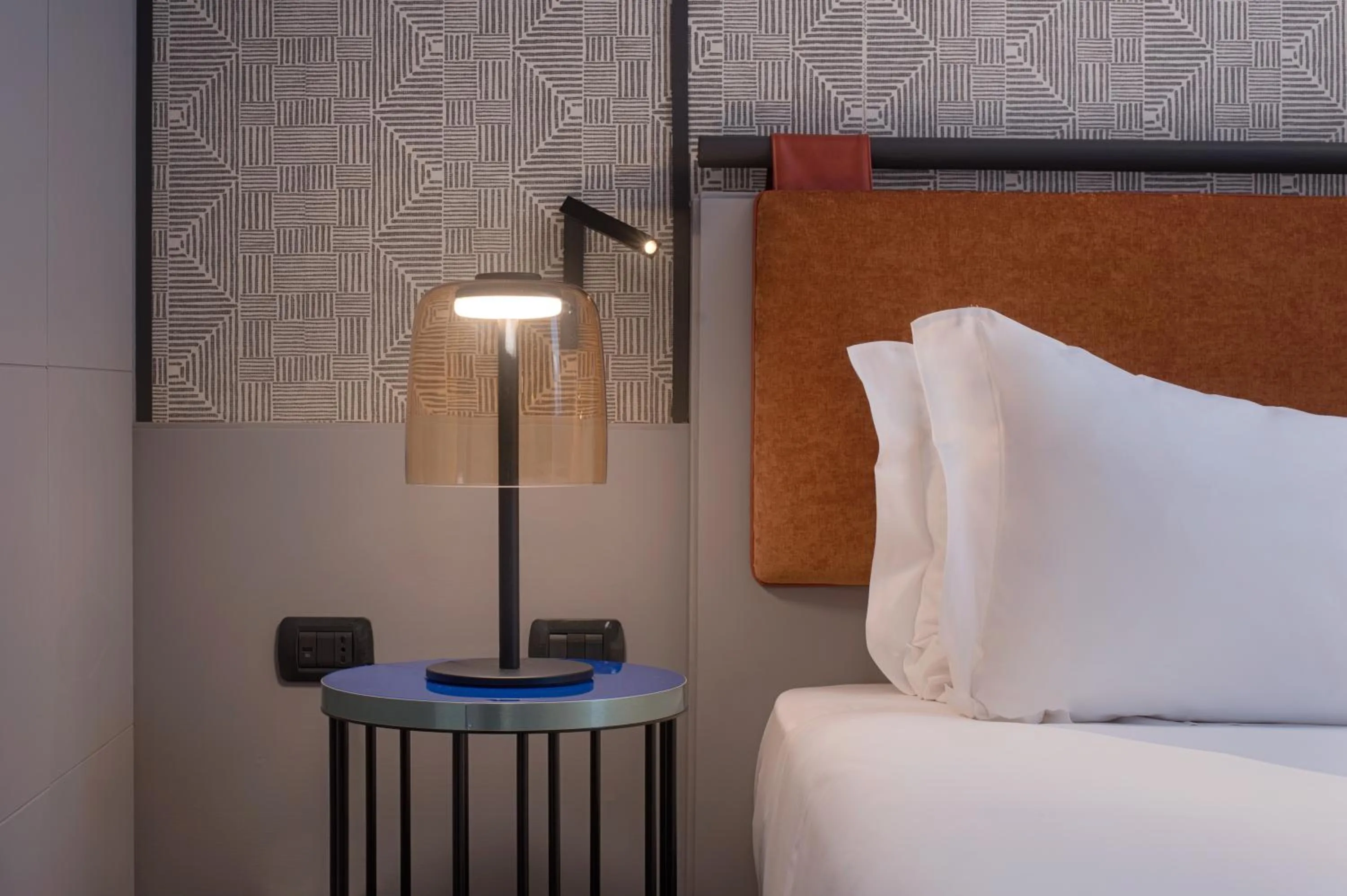 Bed in NH Catania Centro