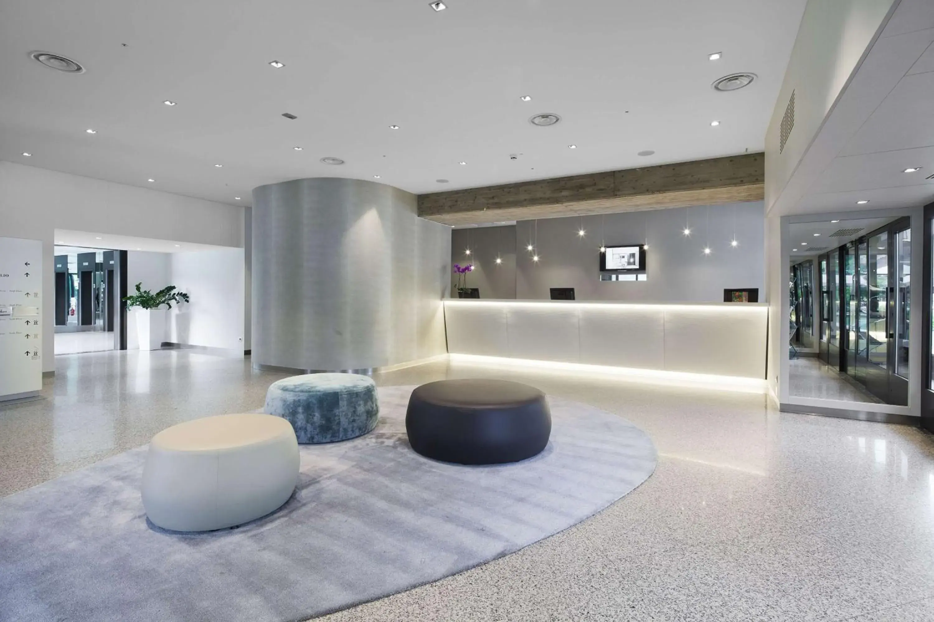 Lobby or reception in NH Milano Congress Centre Lobby or reception in NH Milano Congress Centre