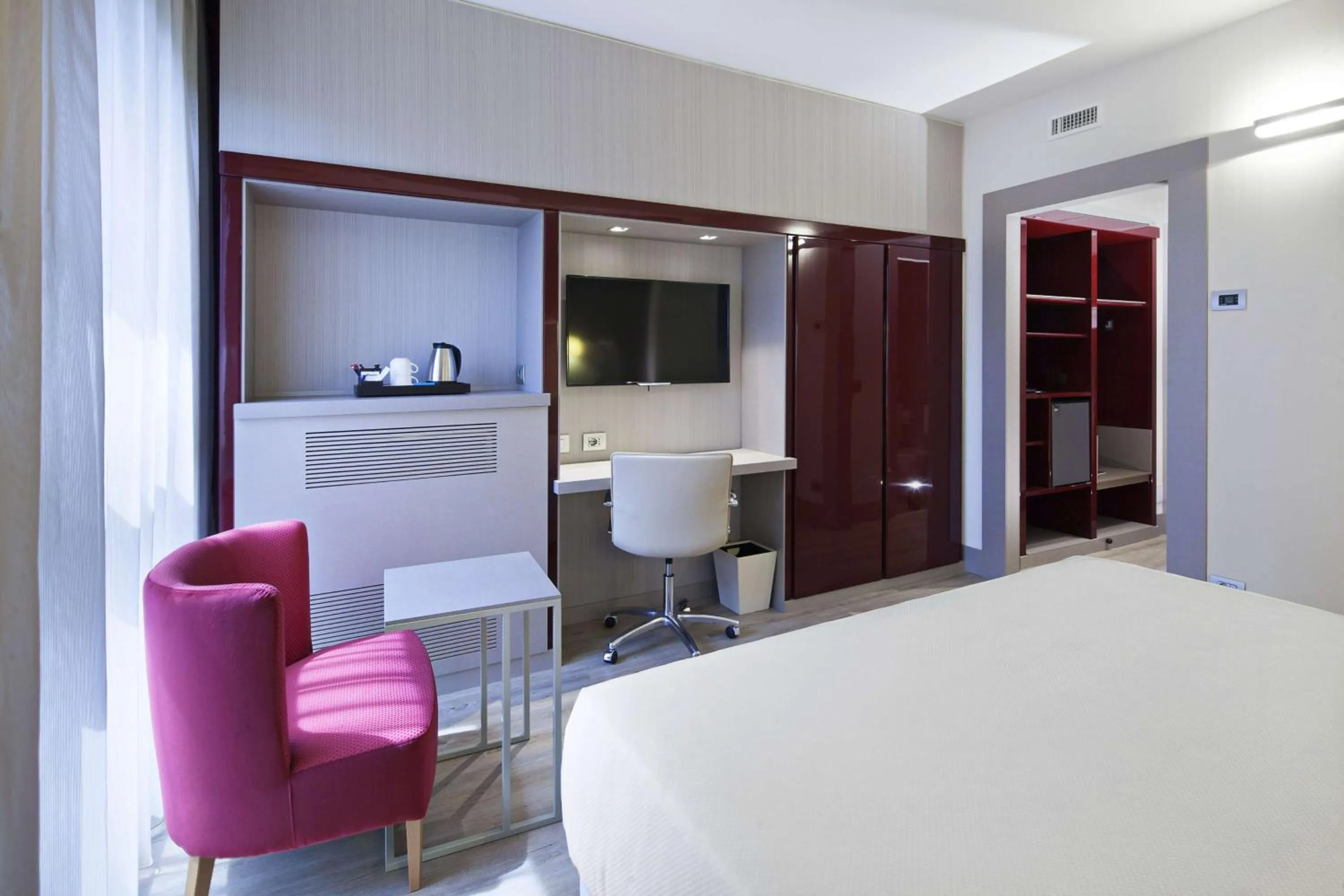 TV and multimedia, Bed in NH Milano Congress Centre