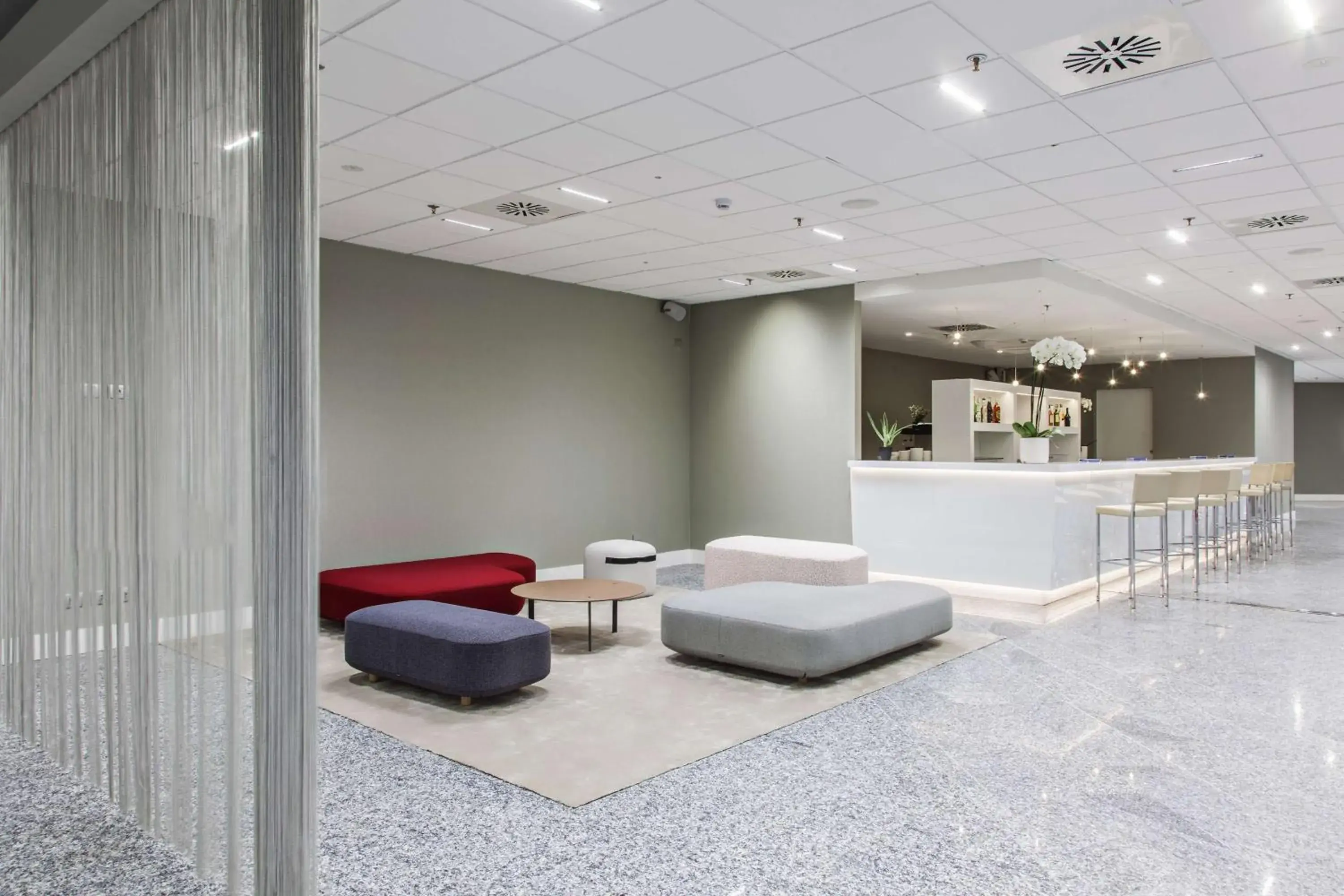 Lounge or bar in NH Milano Congress Centre Lounge or bar in NH Milano Congress Centre