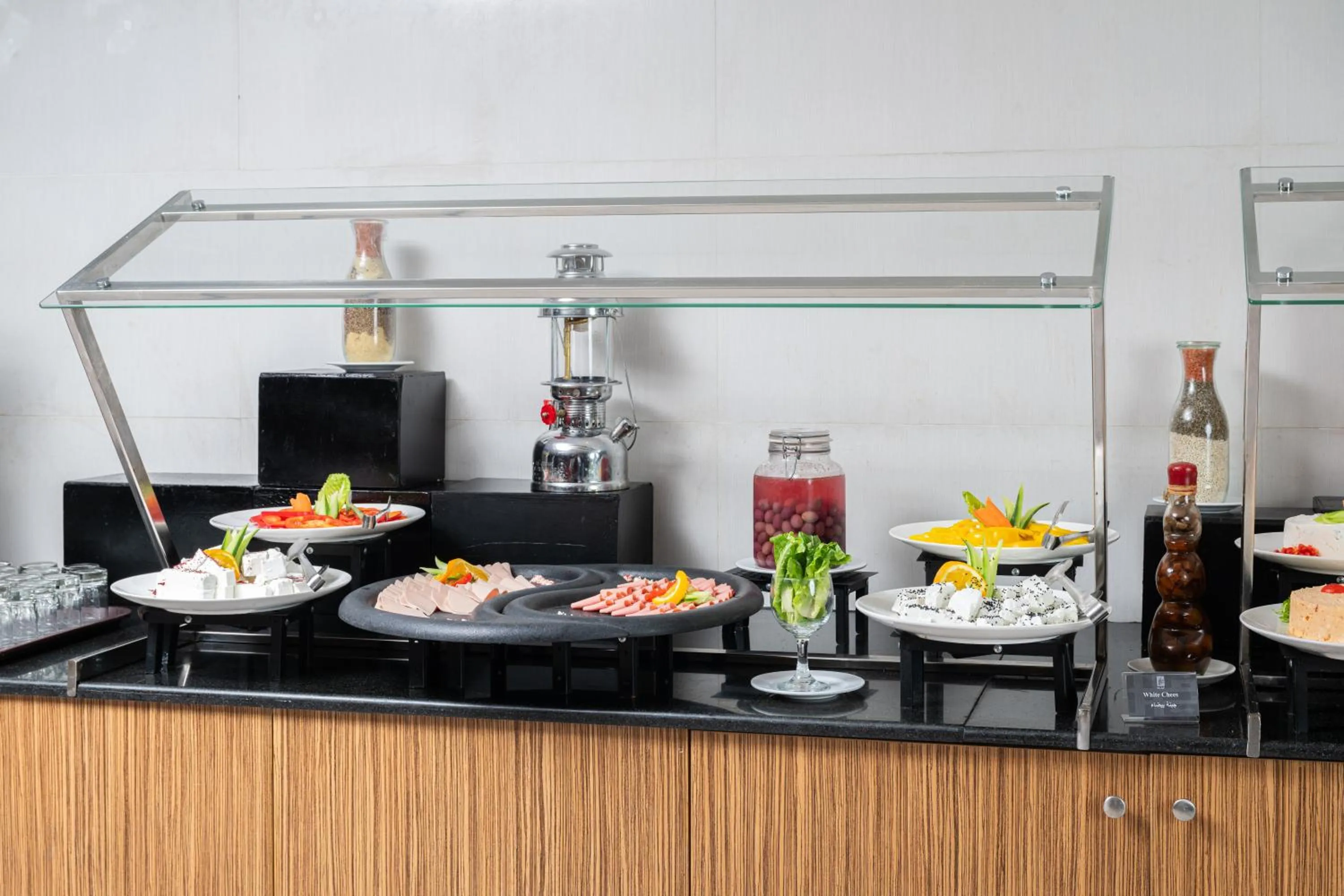 Continental breakfast in Elaf Bakkah Hotel