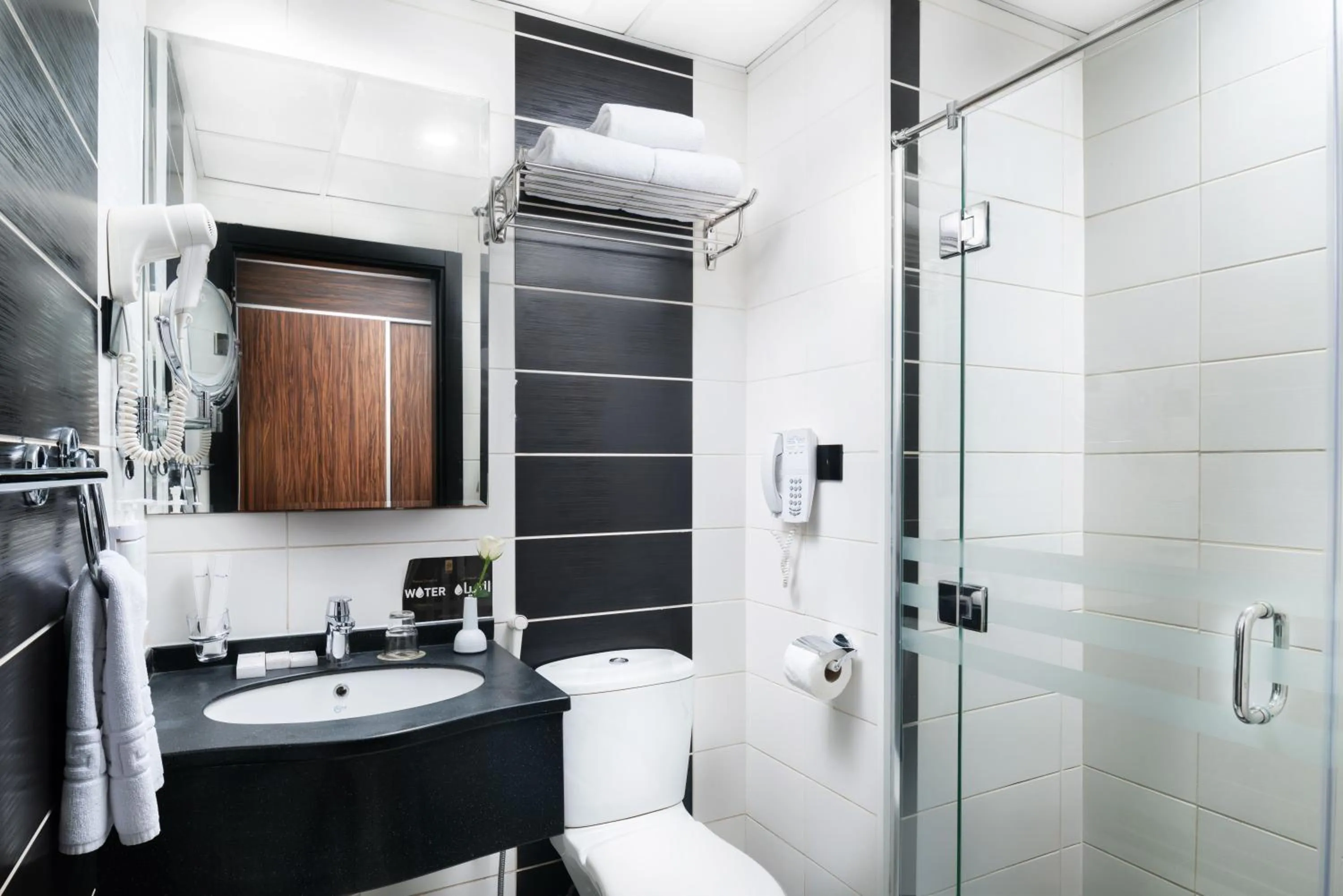 Bathroom in Elaf Bakkah Hotel