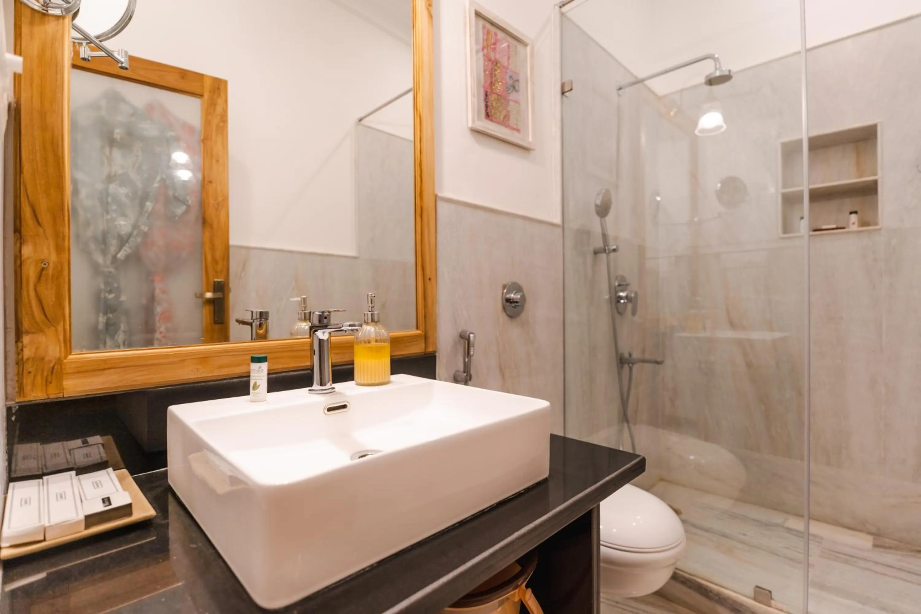 Shower in Hotel Jasmin Haveli