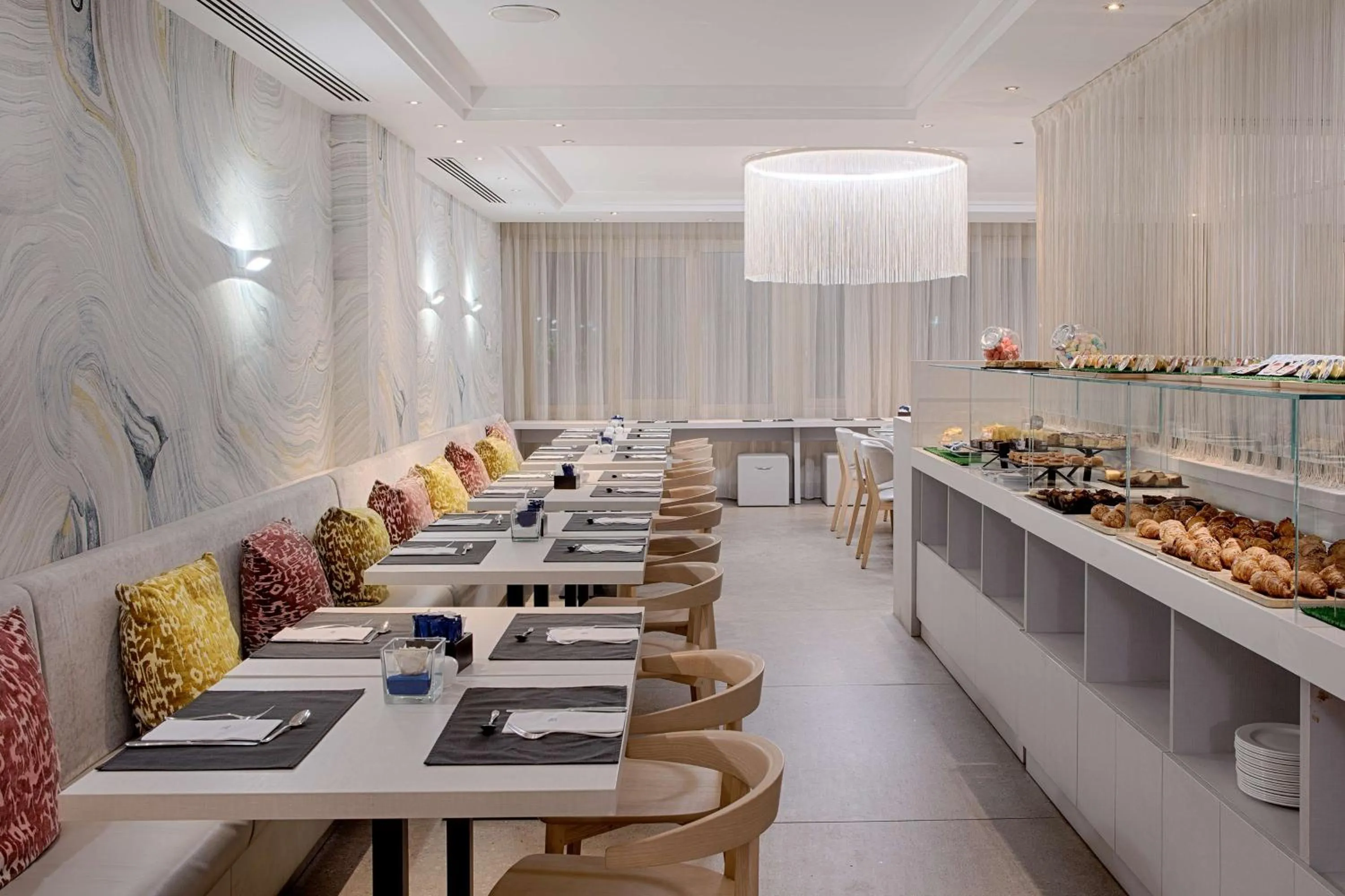 Breakfast in NH Torino Centro