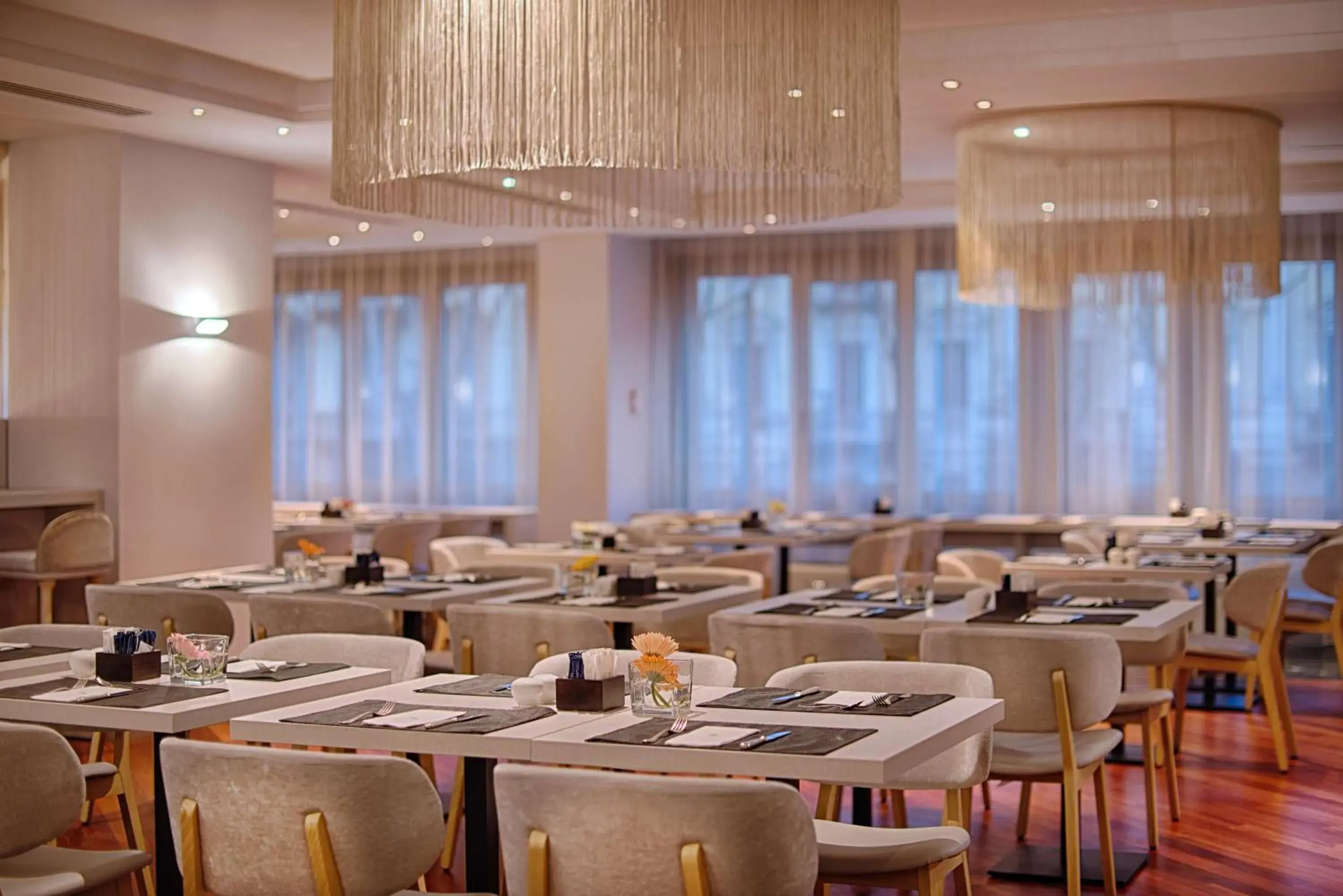 Restaurant/places to eat in NH Torino Centro Restaurant/places to eat in NH Torino Centro