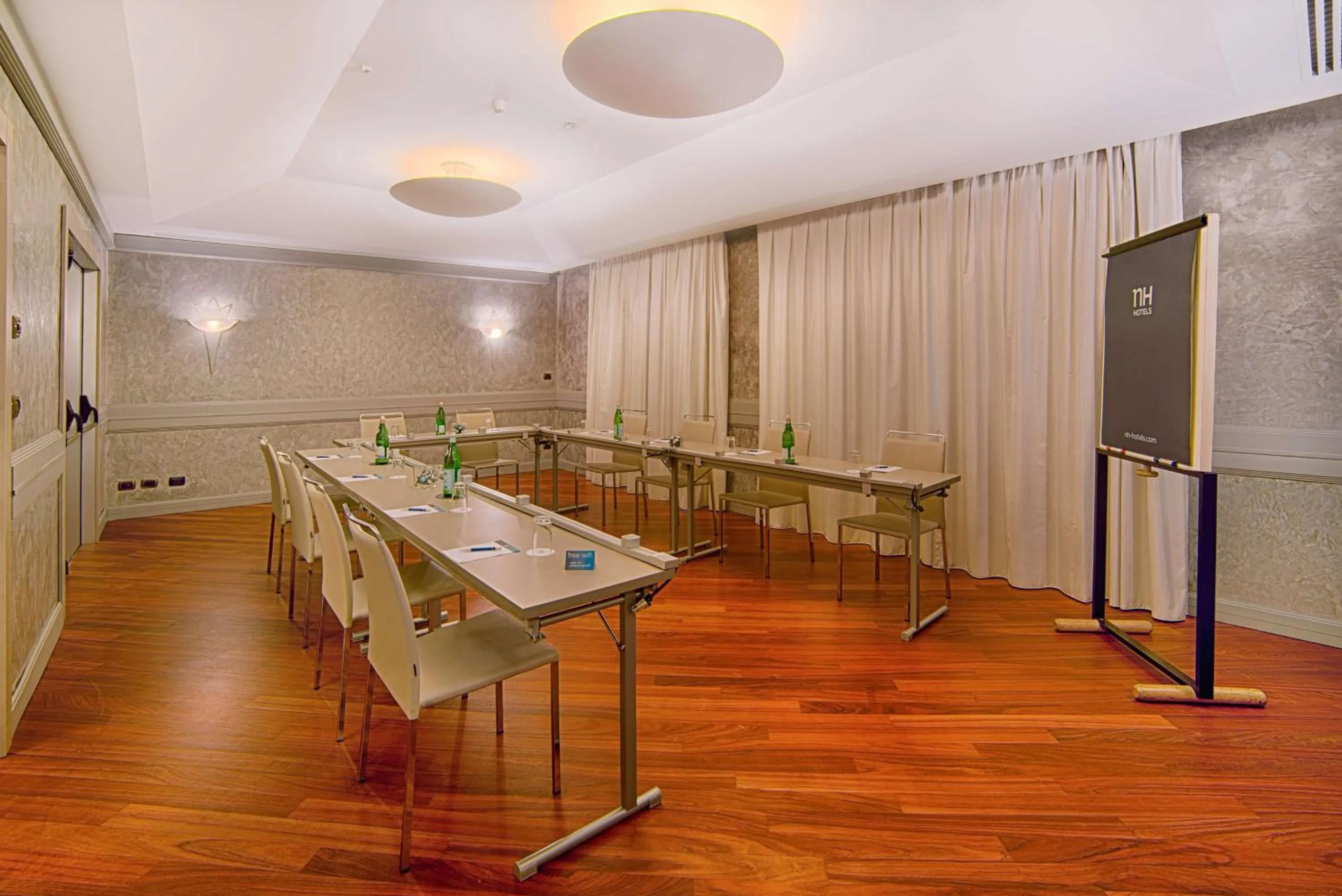 Meeting/conference room in NH Torino Centro