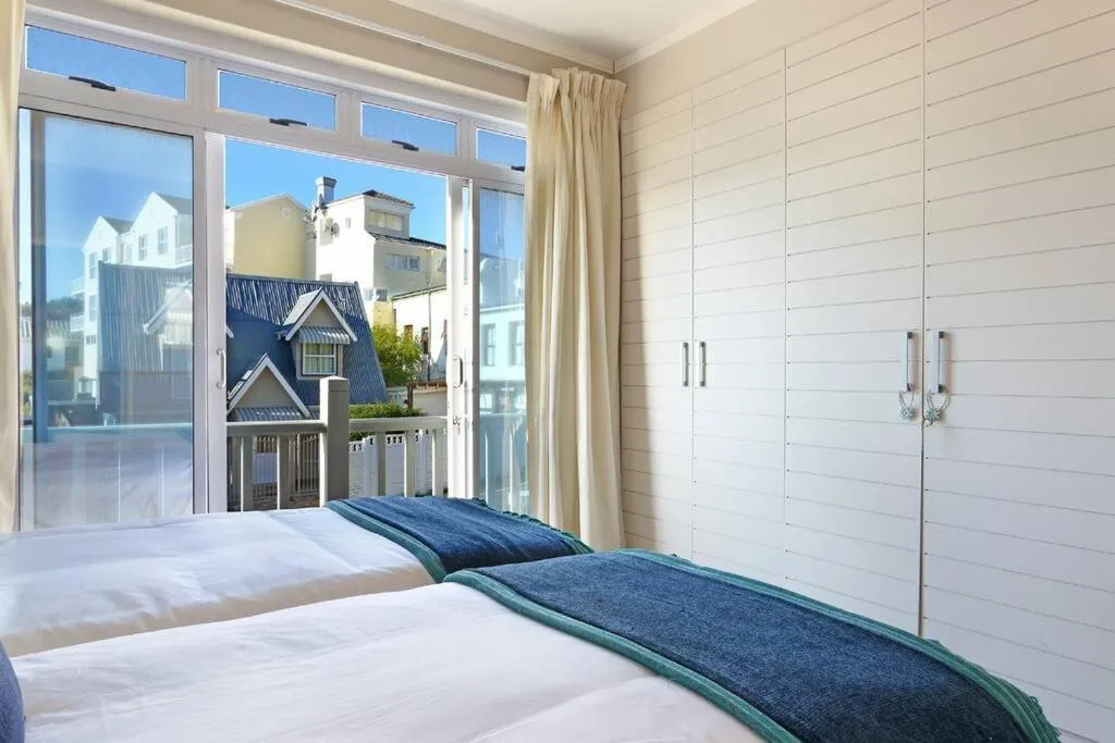 Bedroom, Bed in Penguin Haven . Luxury 2 bedroom, Boulders Beach.
