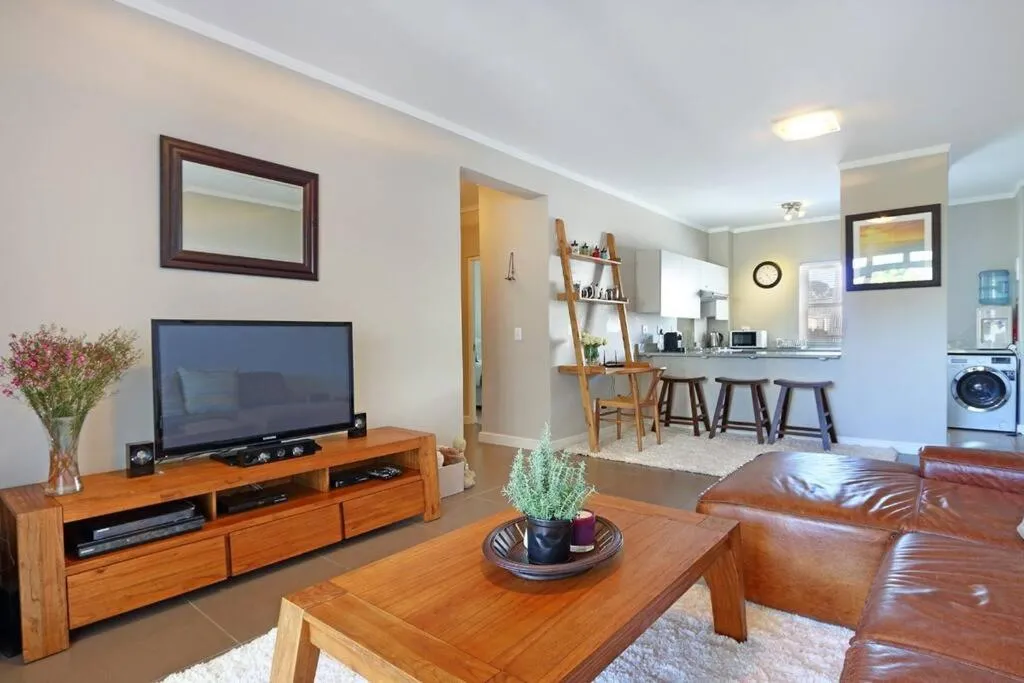 TV and multimedia in Penguin Haven . Luxury 2 bedroom, Boulders Beach.