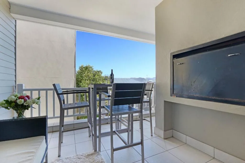 Patio in Penguin Haven . Luxury 2 bedroom, Boulders Beach.