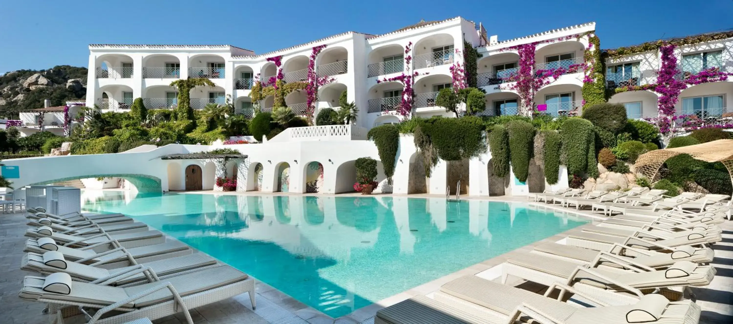 Swimming pool in Grand Hotel Poltu Quatu Swimming pool in Grand Hotel Poltu Quatu