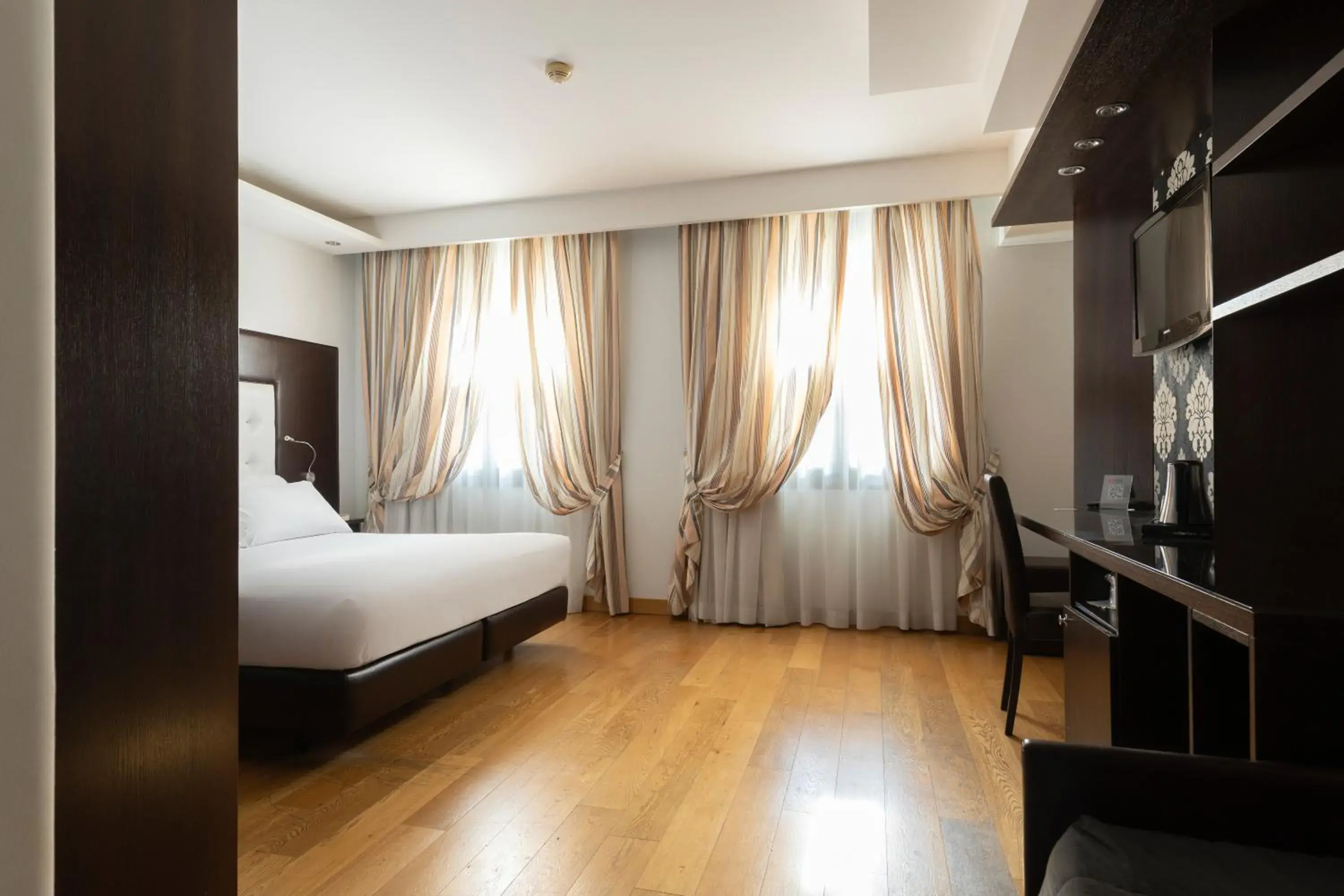 Photo of the whole room, Bed in Hotel Royal Caserta Photo of the whole room, Bed in Hotel Royal Caserta