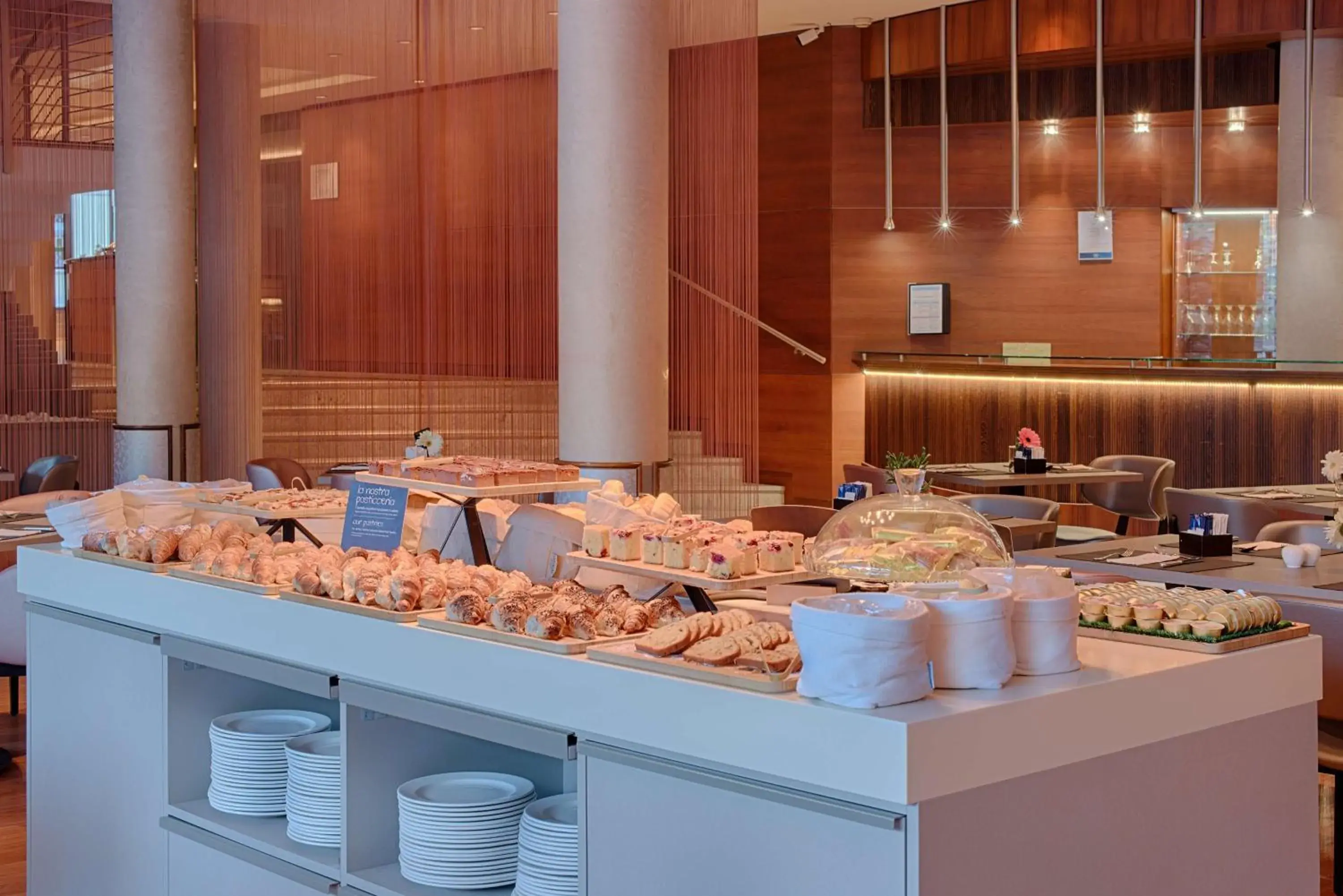 Breakfast in NH Lecco Pontevecchio Breakfast in NH Lecco Pontevecchio