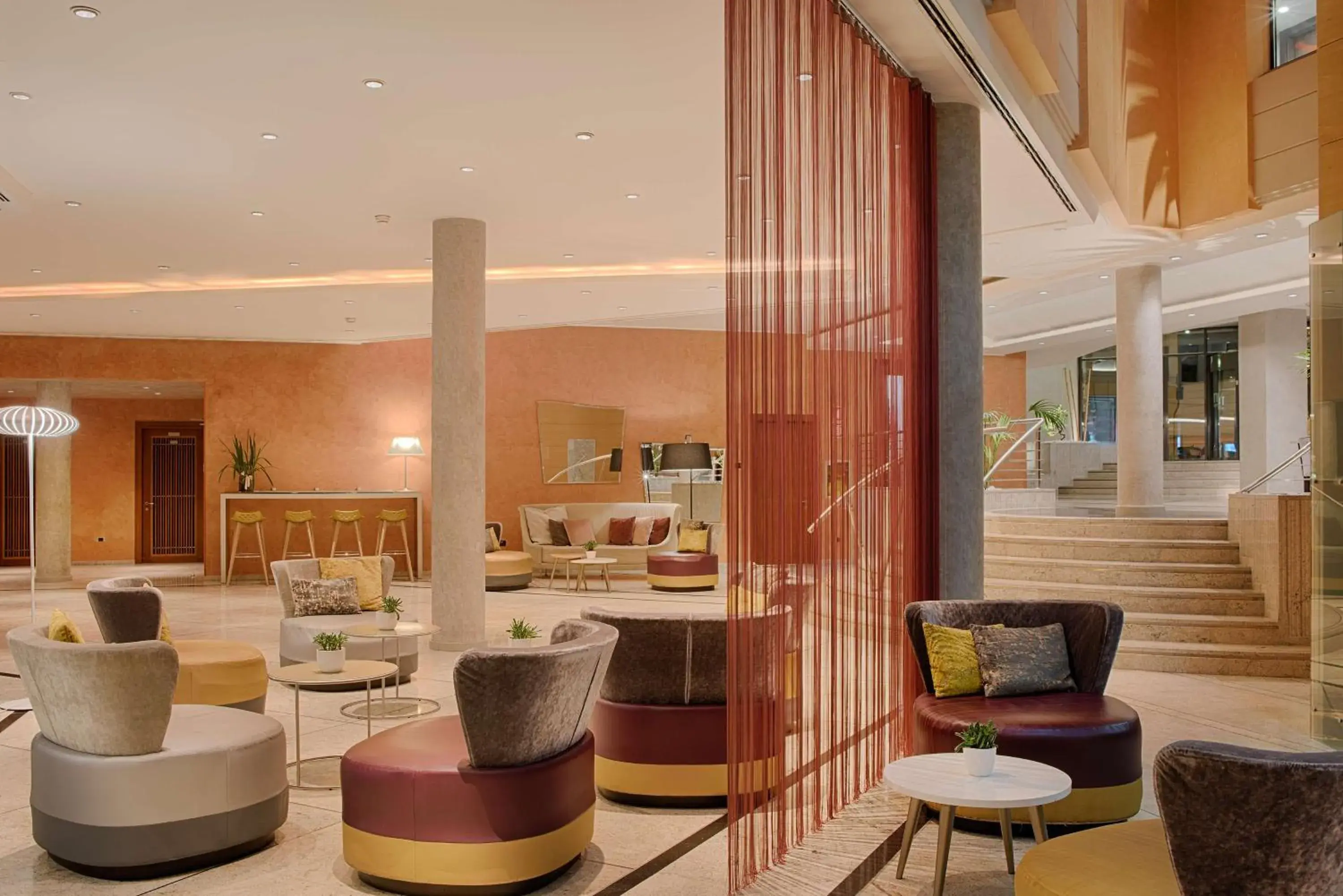 Lobby or reception in NH Lecco Pontevecchio Lobby or reception in NH Lecco Pontevecchio