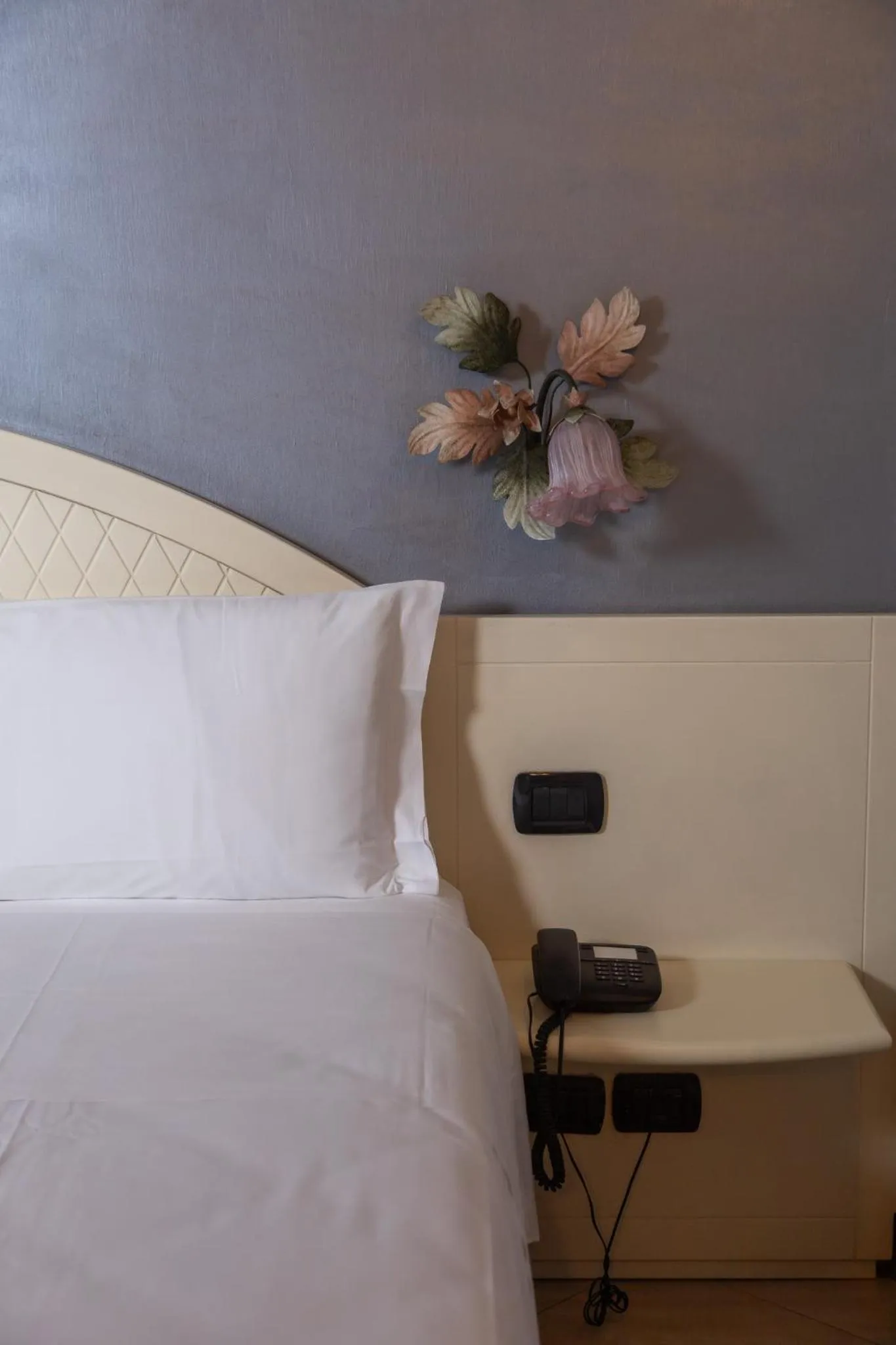 Decorative detail, Bed in Hotel Continental