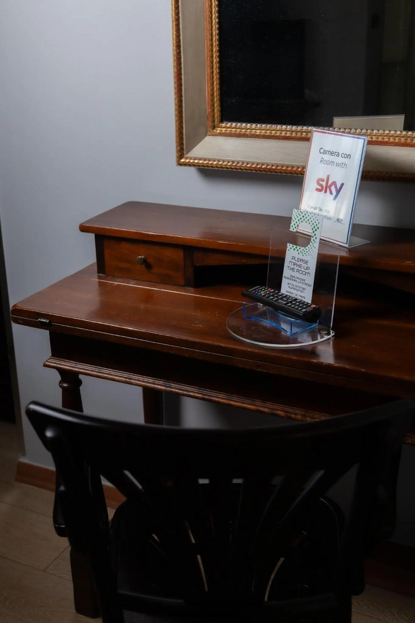 Decorative detail in Hotel Continental