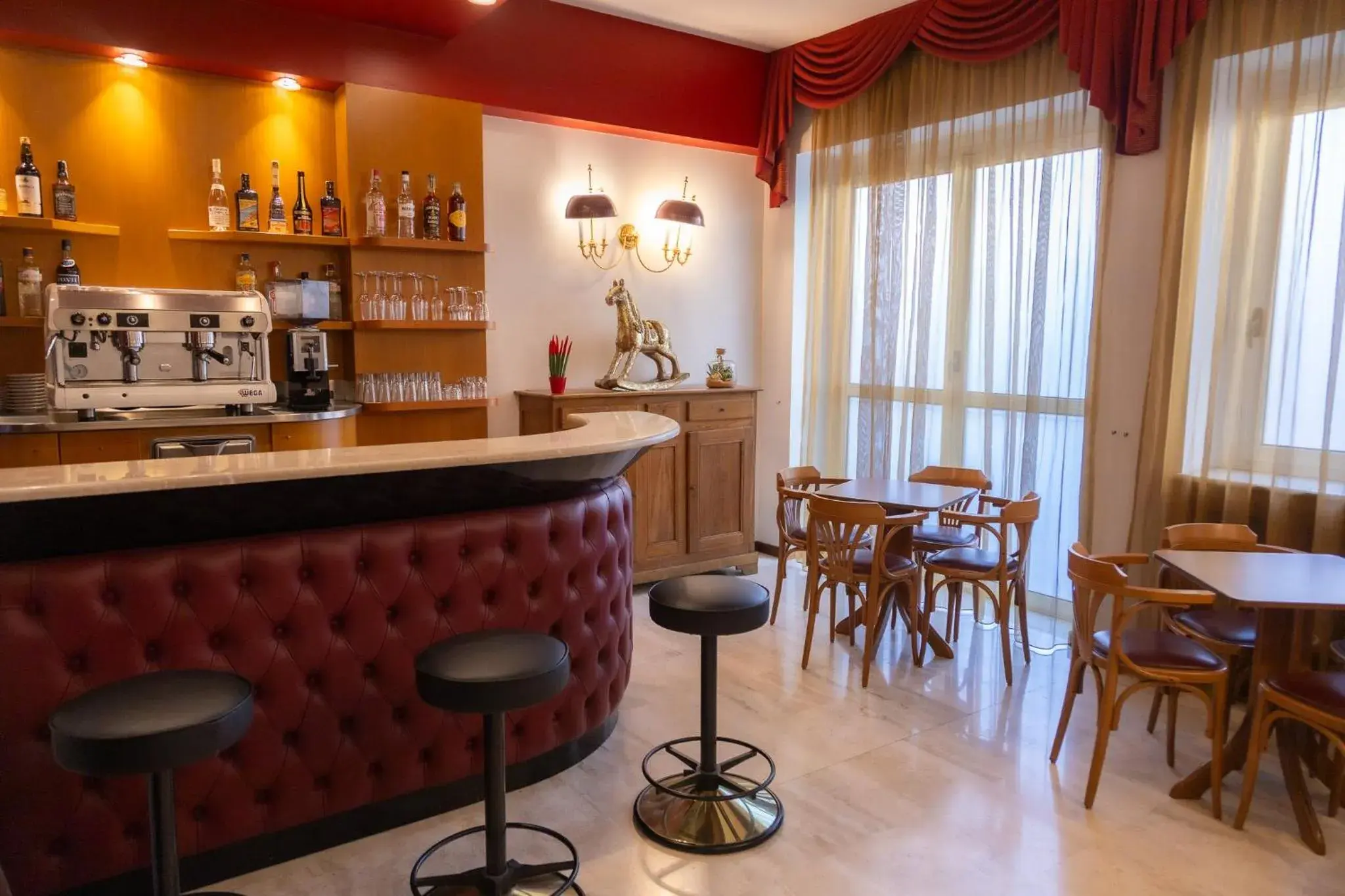 Lounge or bar in Hotel Continental Lounge or bar in Hotel Continental