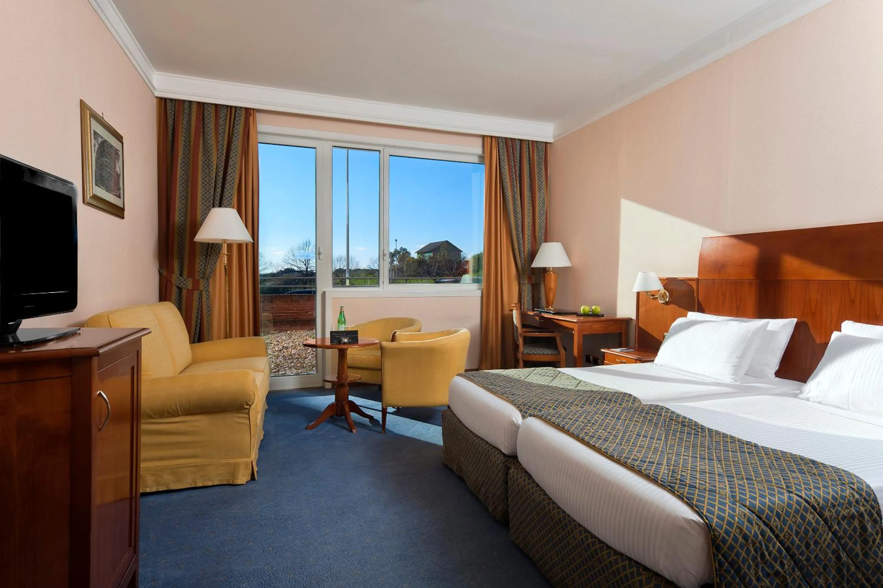 Photo of the whole room, Bed in Hotel Roma Aurelia Antica