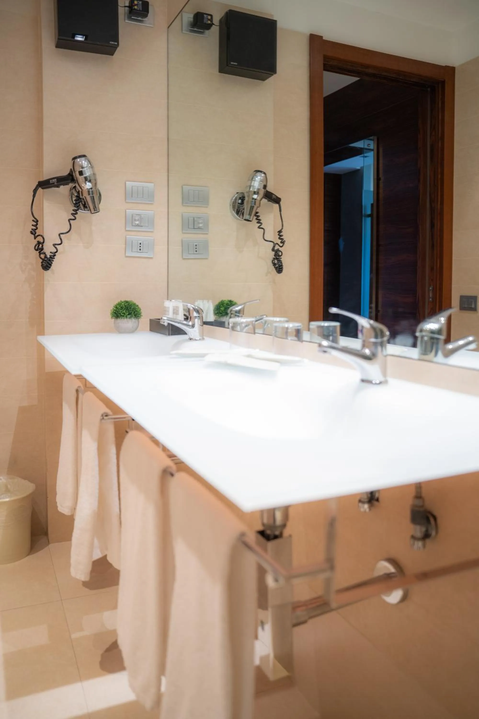 Bathroom in Hotel Roma Aurelia Antica