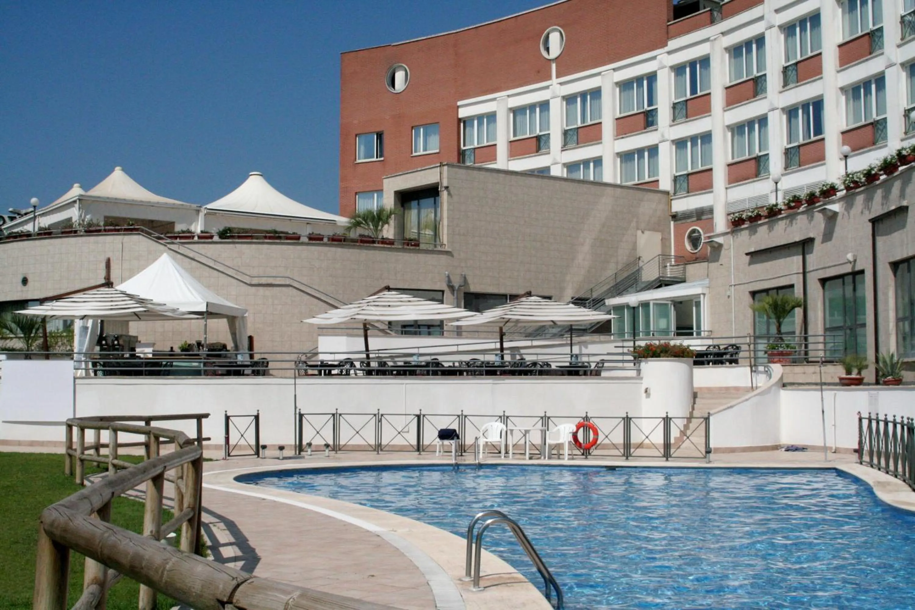 Facade/entrance in Hotel Roma Aurelia Antica