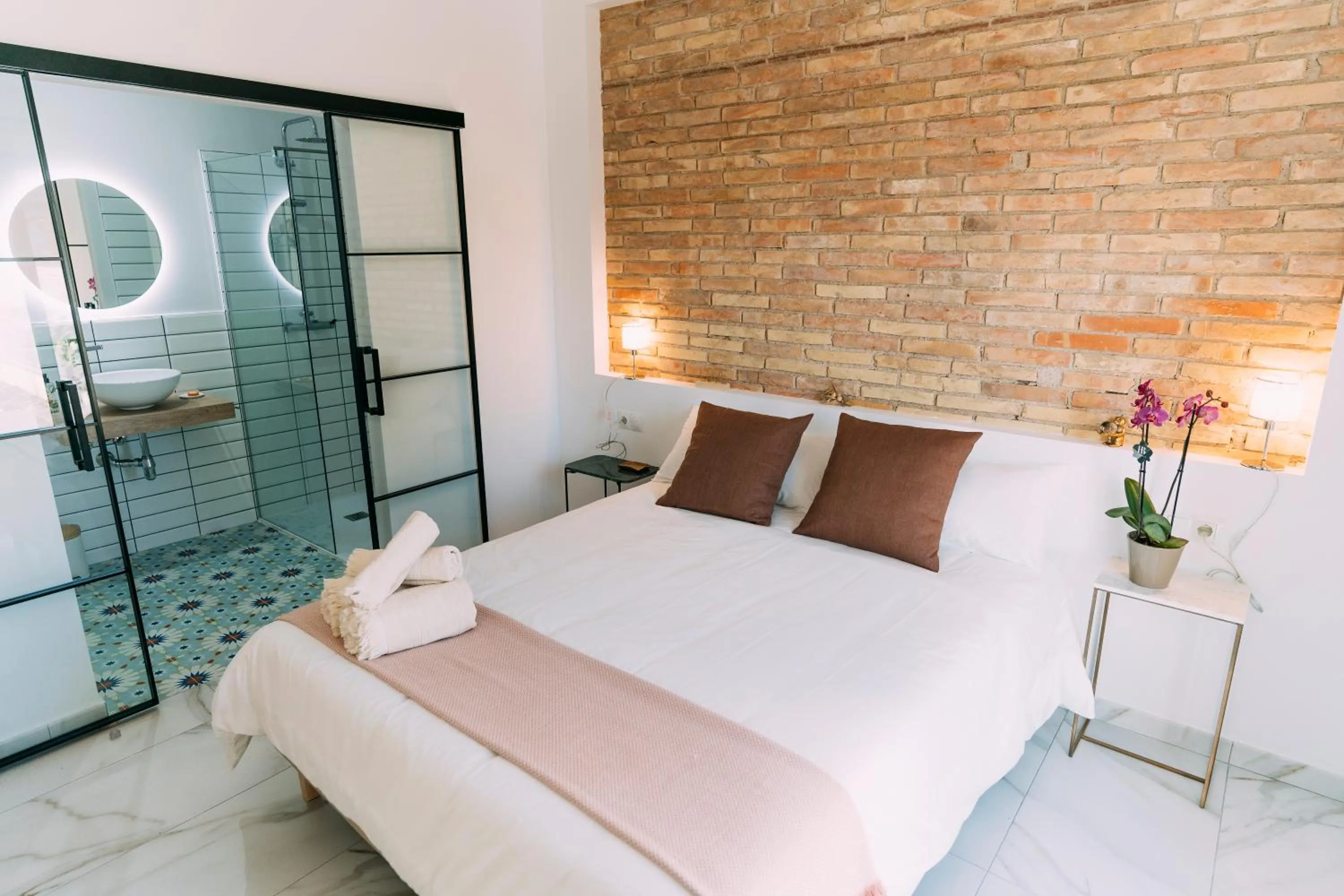 Bed in L'Hotelet del Delta - adults