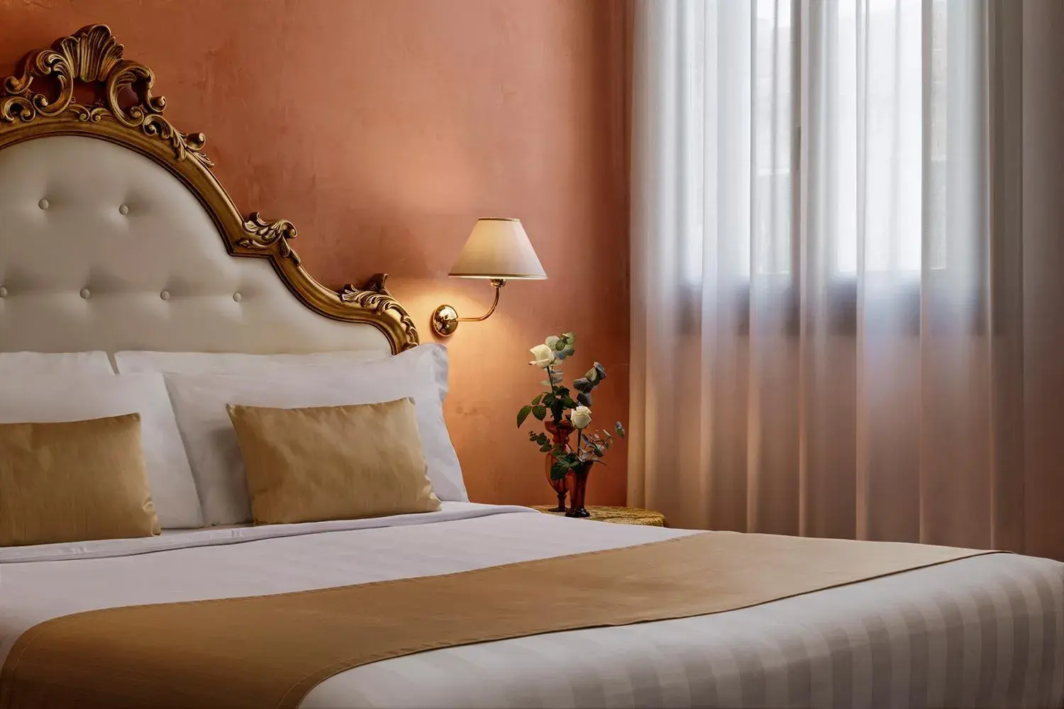 Bed in Hotel Pausania Bed in Hotel Pausania